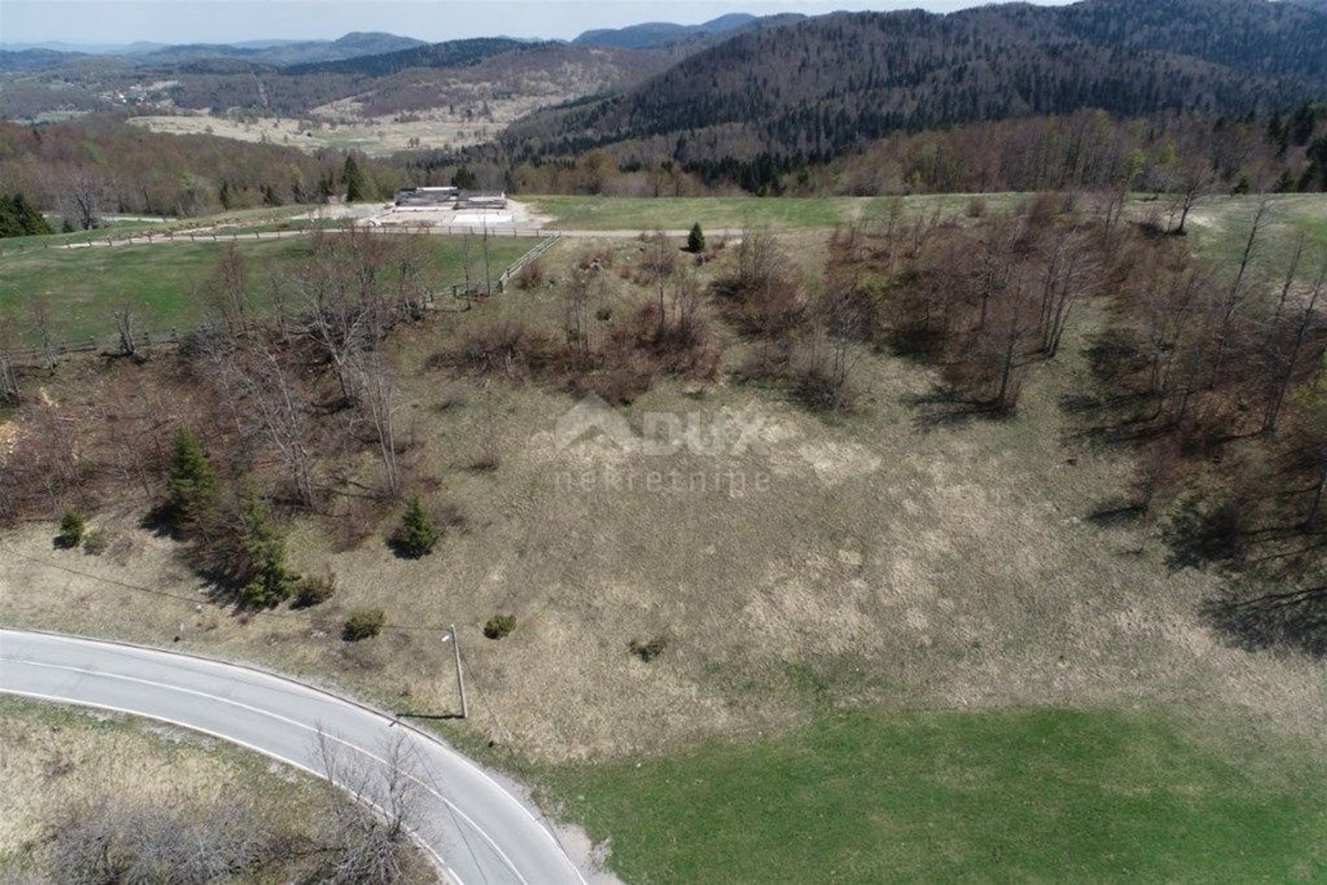 Land in Stari Laz, Primorje-Gorski Kotar County 12427996