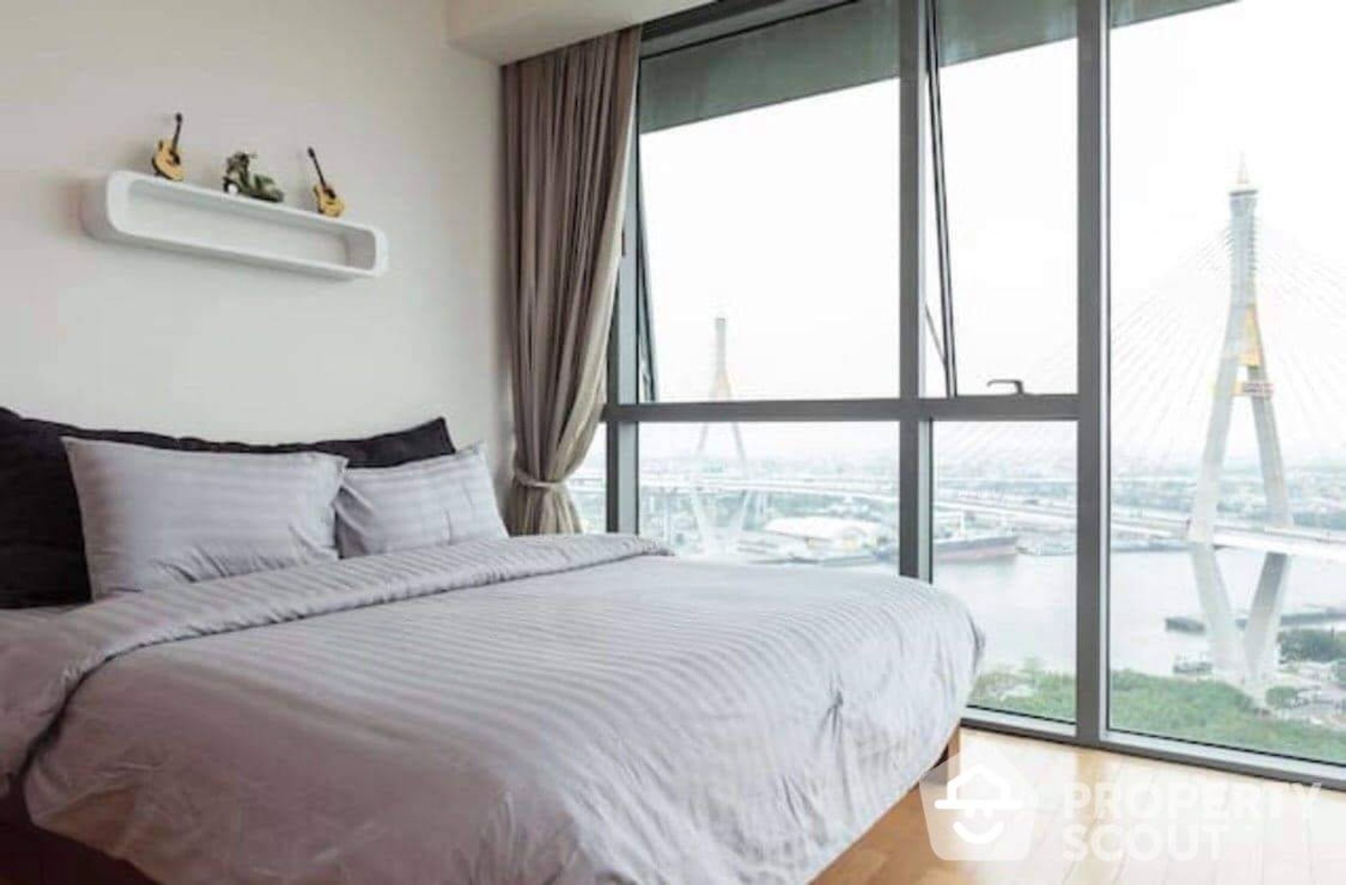 Condominium in Ban Lat Ta Nong, Samut Prakan 12428500