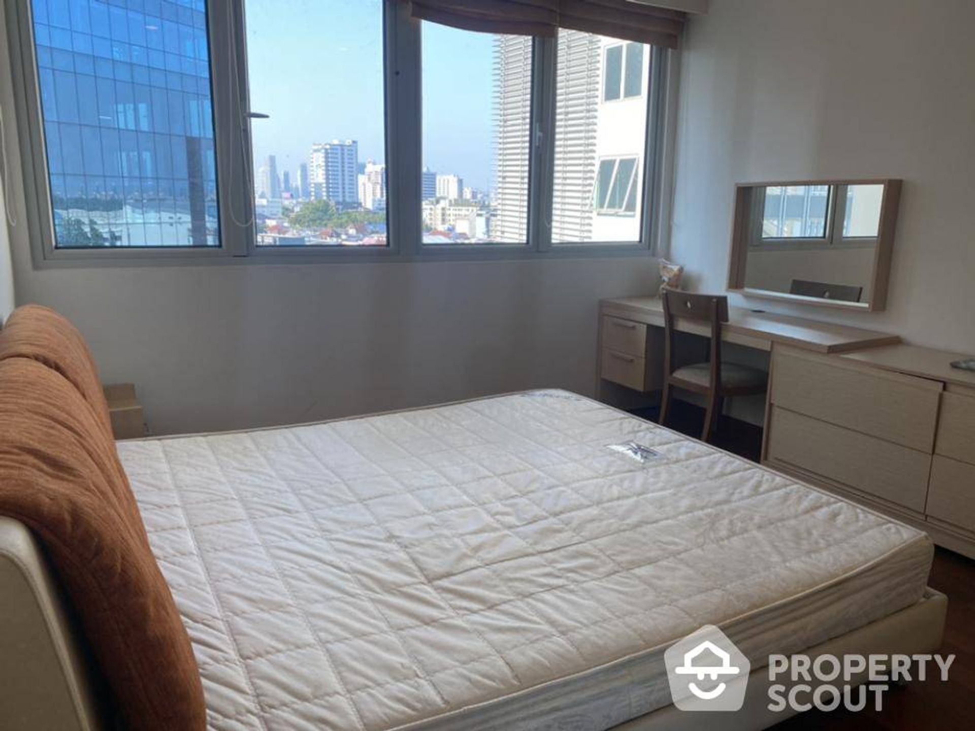 Condominium dans Yan Nawa, Krung Thep Maha Nakhon 12428504