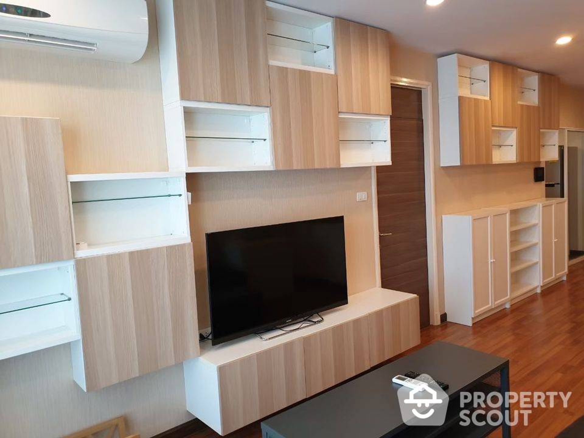 Condominium in , Krung Thep Maha Nakhon 12428556