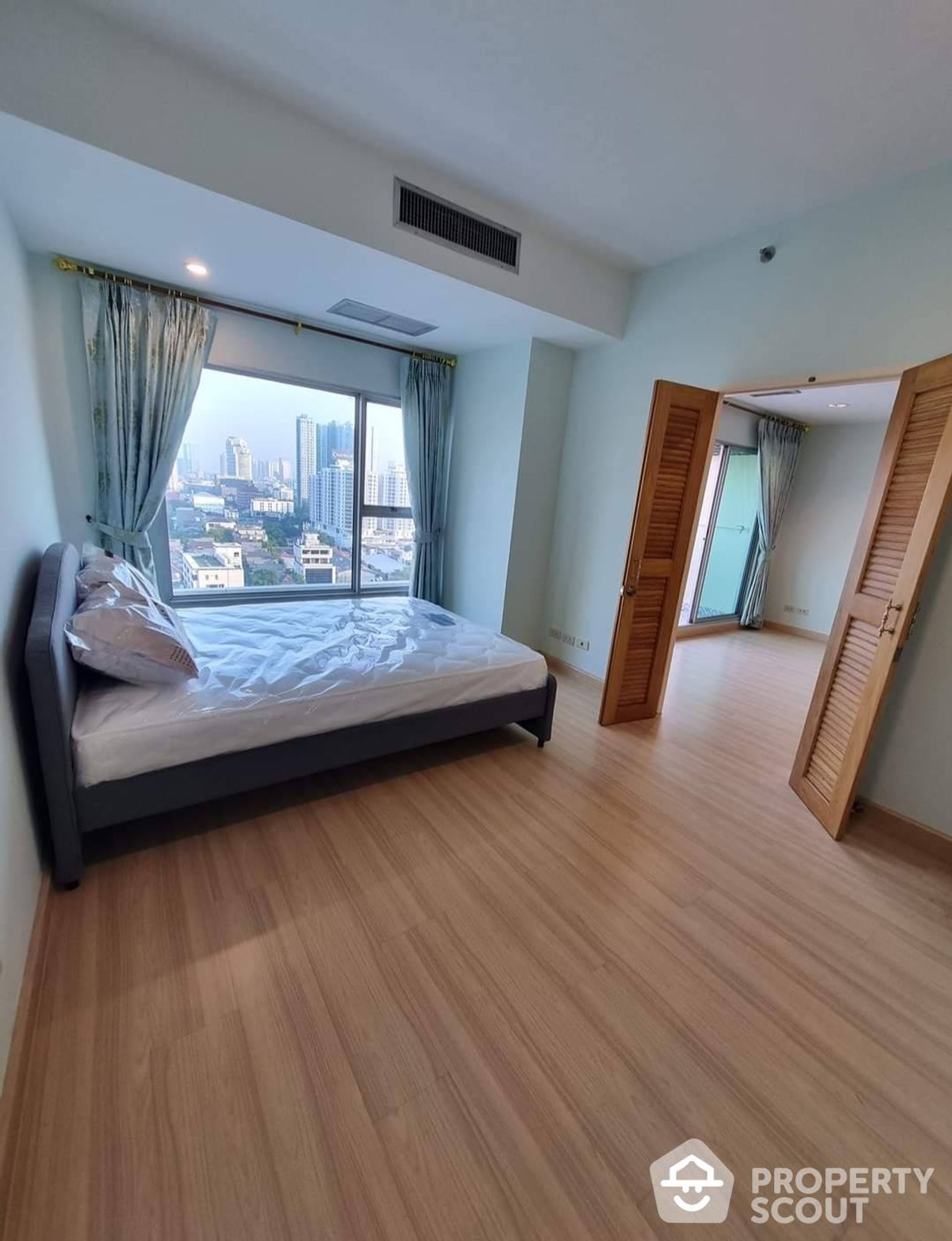 Condominio en satón, Krung Thep Maha Nakhon 12428610