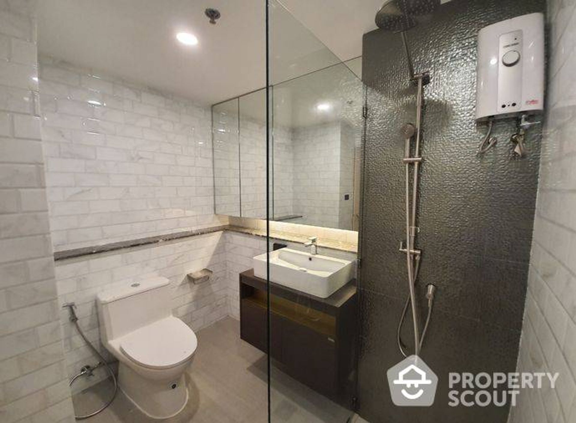 Condominio nel Satone, Krung Thep Maha Nakhon 12428692