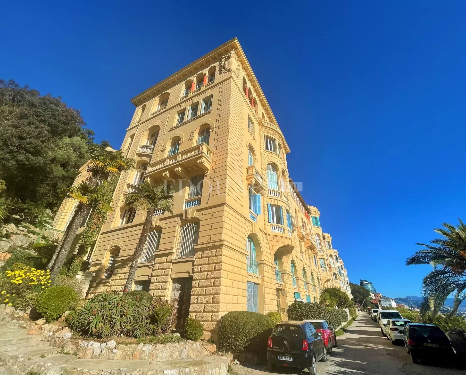 Condominium in Beausoleil, Alpes-Maritimes 12429238