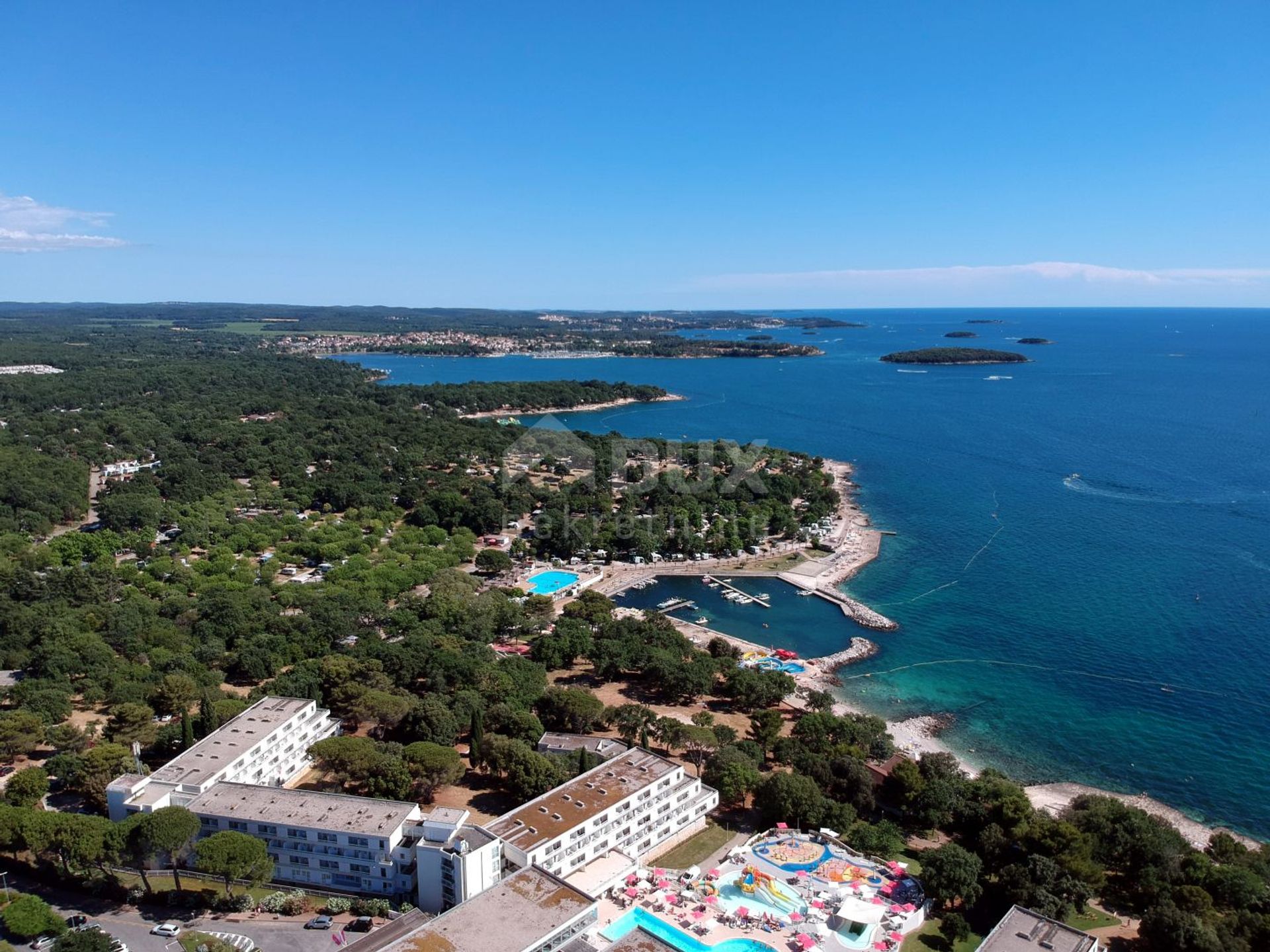 الأرض في Poreč, Istria County 12429478