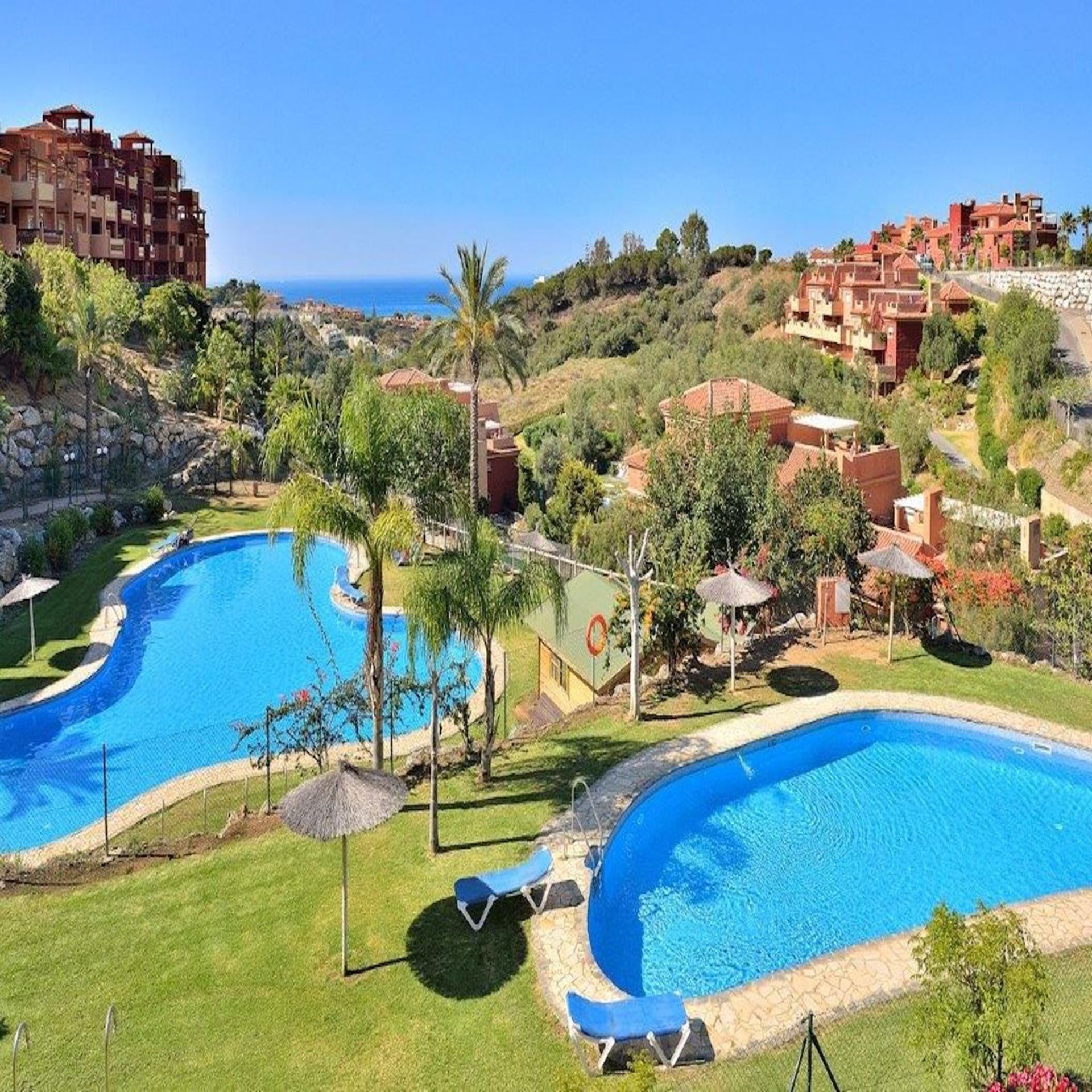 Condominium in Marbella, Andalusia 12431285