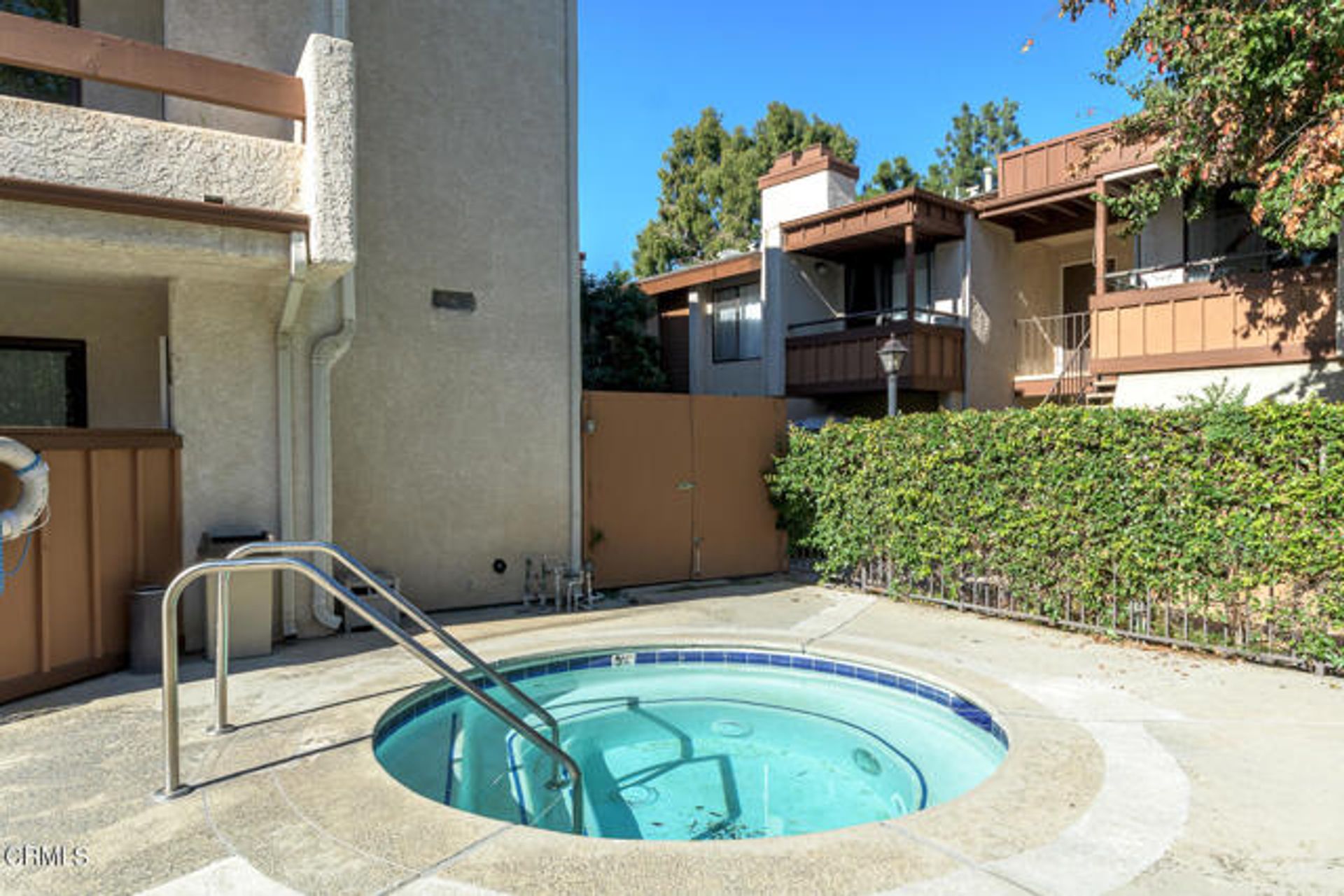 Condominium in Los Angeles, California 12432127