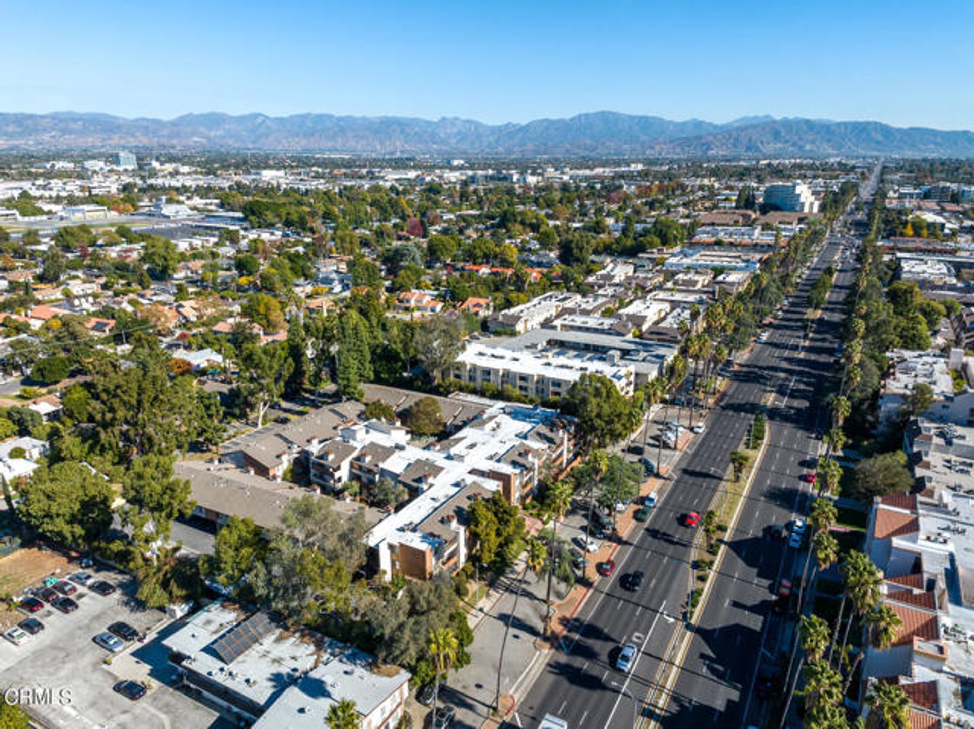 Condominium in Los Angeles, California 12432127