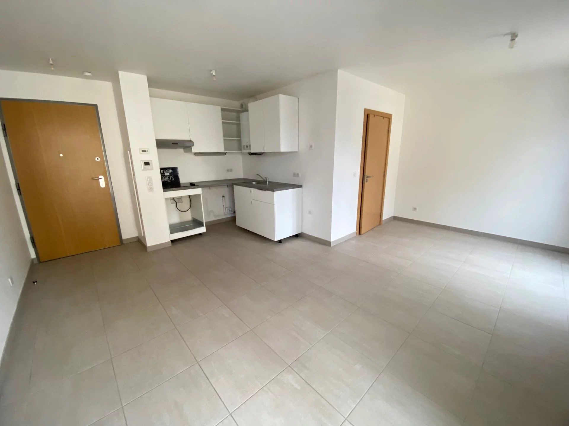 Condominium in Villiers-sur-Marne, Val-de-Marne 12432261