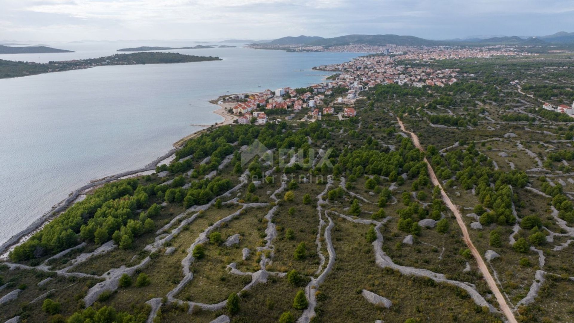 الأرض في Vodice, Sibensko-Kninska Zupanija 12432392