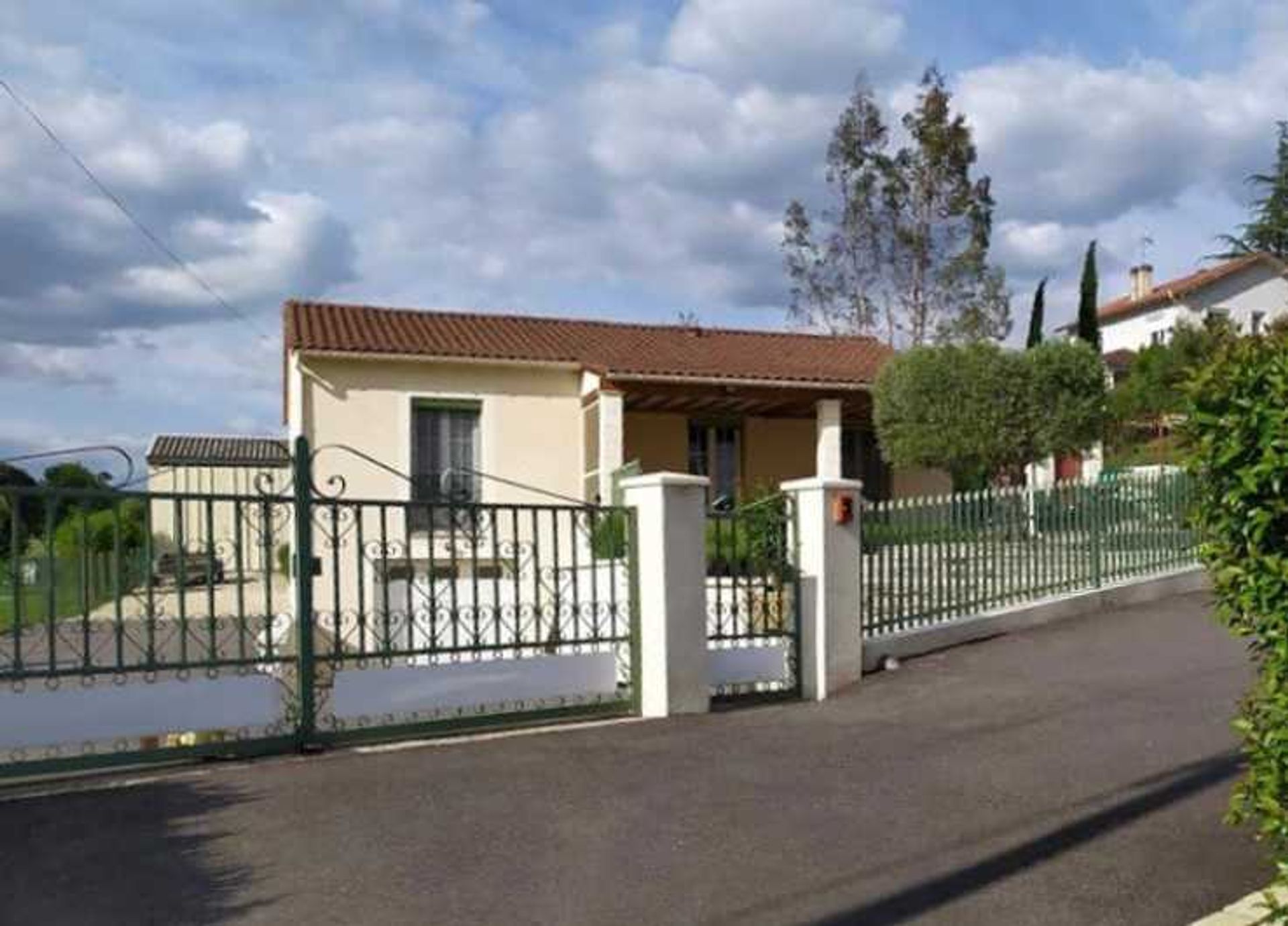 Huis in Bergerac, Nouvelle-Aquitanië 12433787