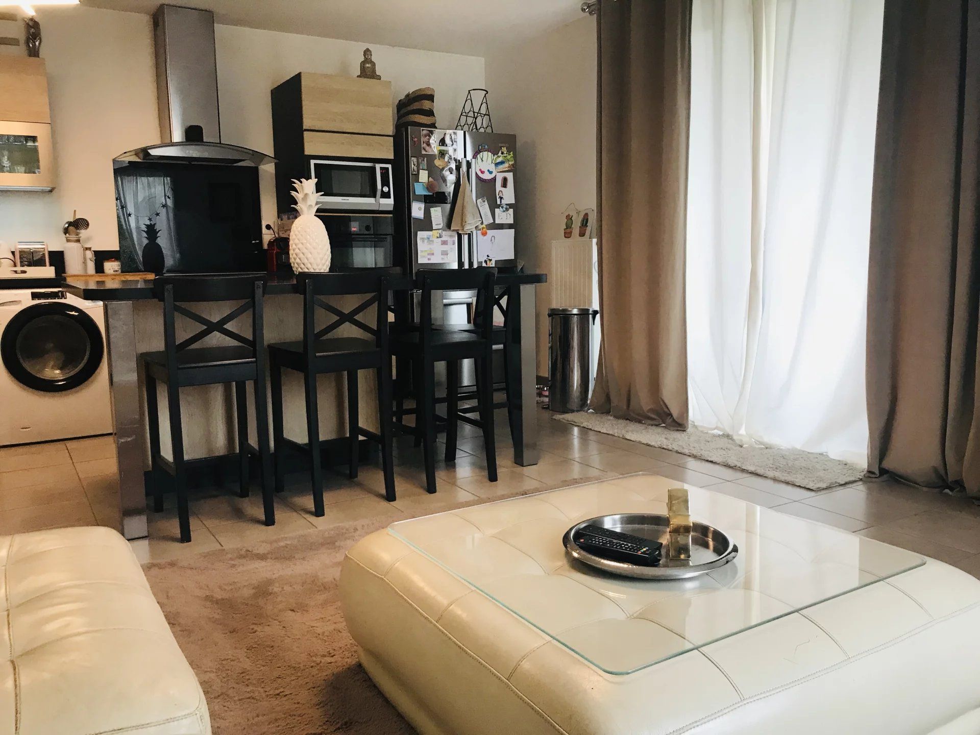 Condominium in Tours, Centre-Val de Loire 12434197