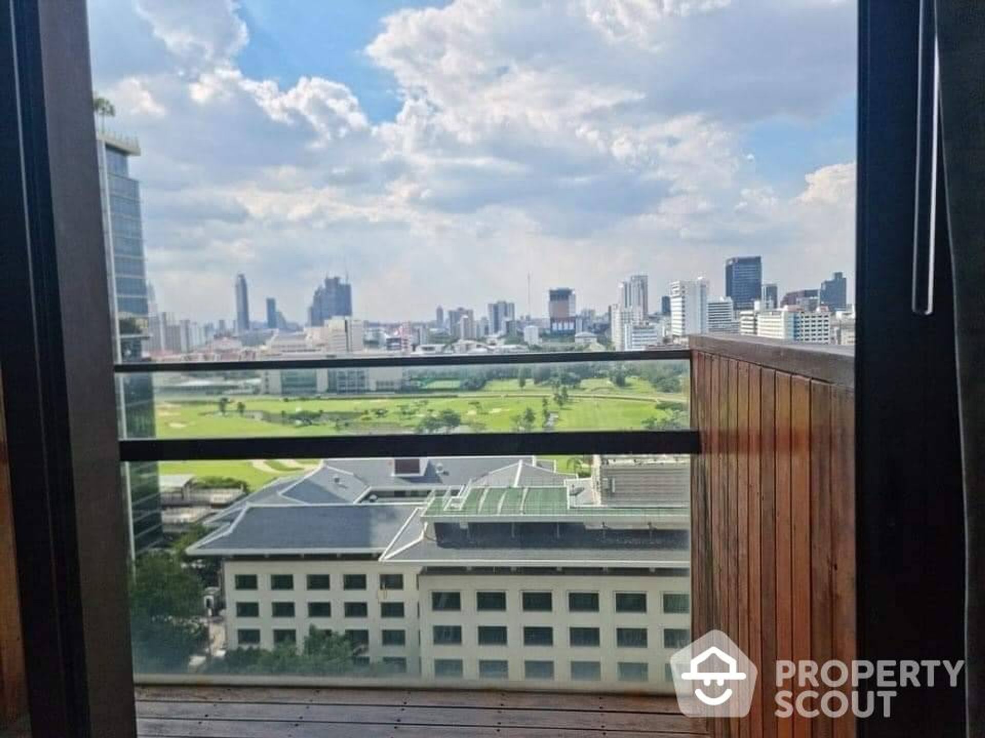 Condominium in , Krung Thep Maha Nakhon 12442975