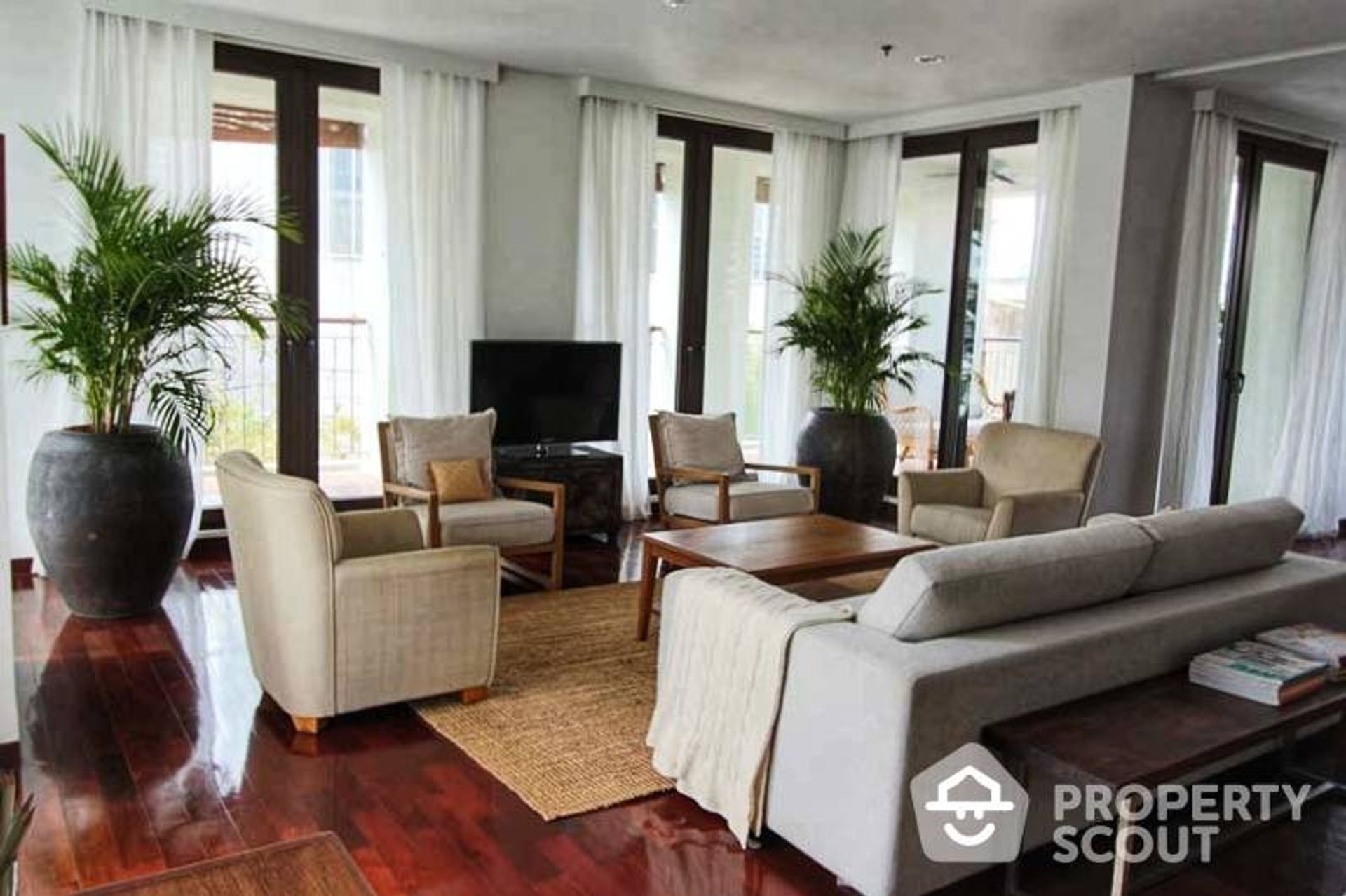 Condominio en Bang Rak, Krung Thep Maha Nakhon 12443001