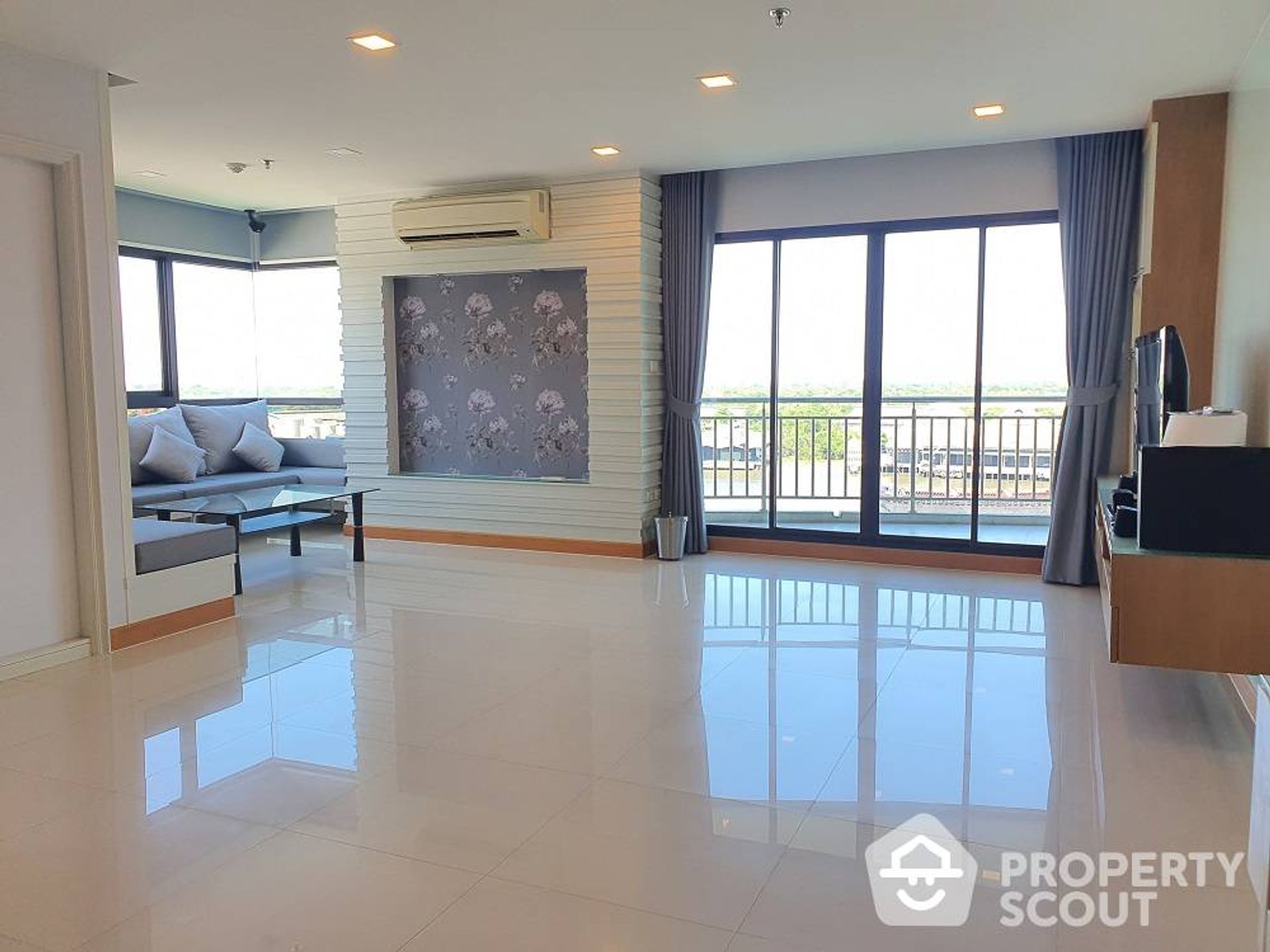 Condominium in Ban Wat Bang Kachao Klang, Samut Prakan 12443033