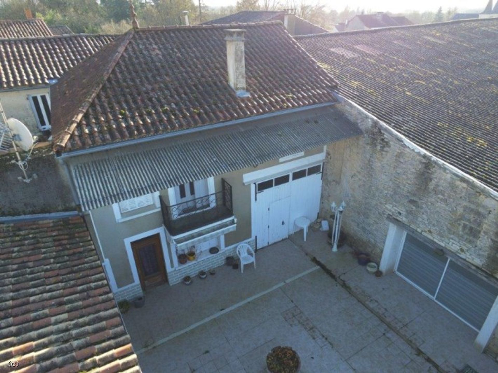 Hus i Villefagnan, Nouvelle-Aquitaine 12443858