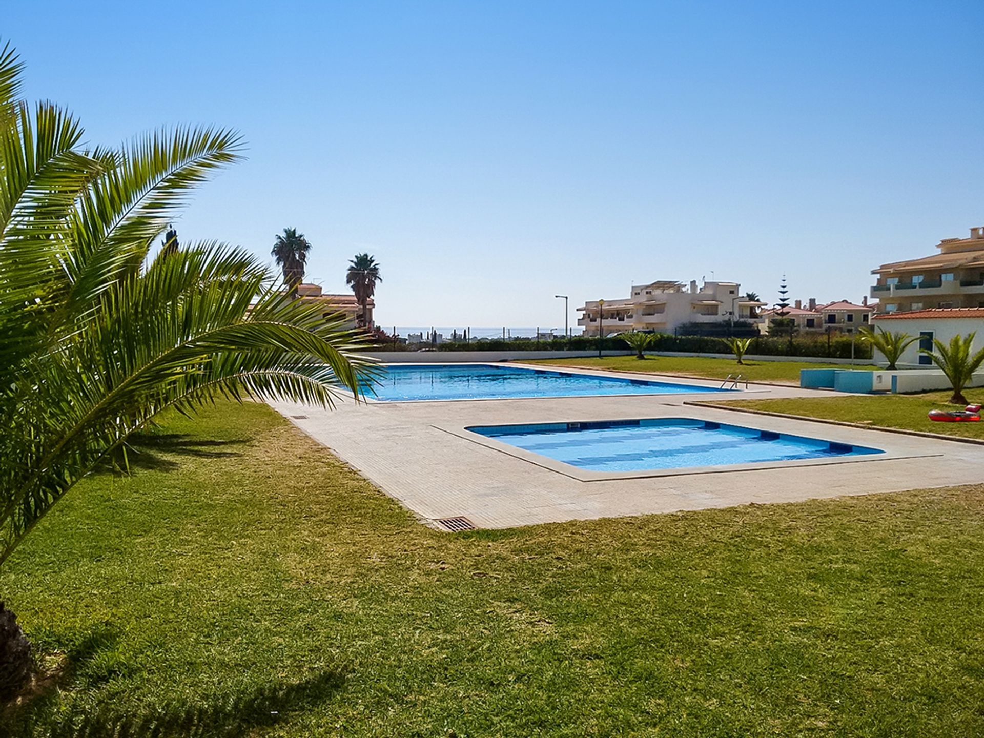 عمارات في Porches, Faro District 12443935