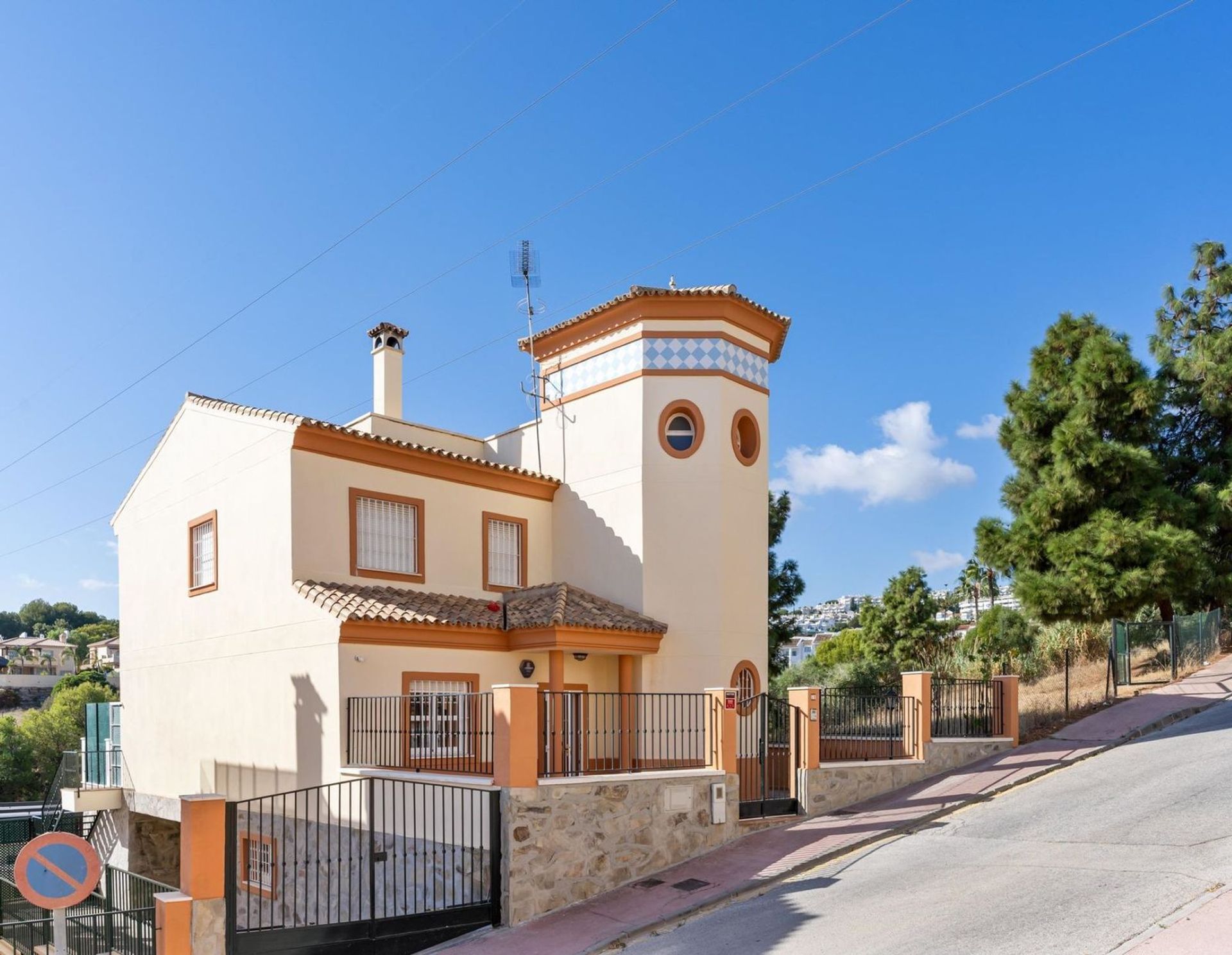 rumah dalam Mijas, Andalusia 12444005