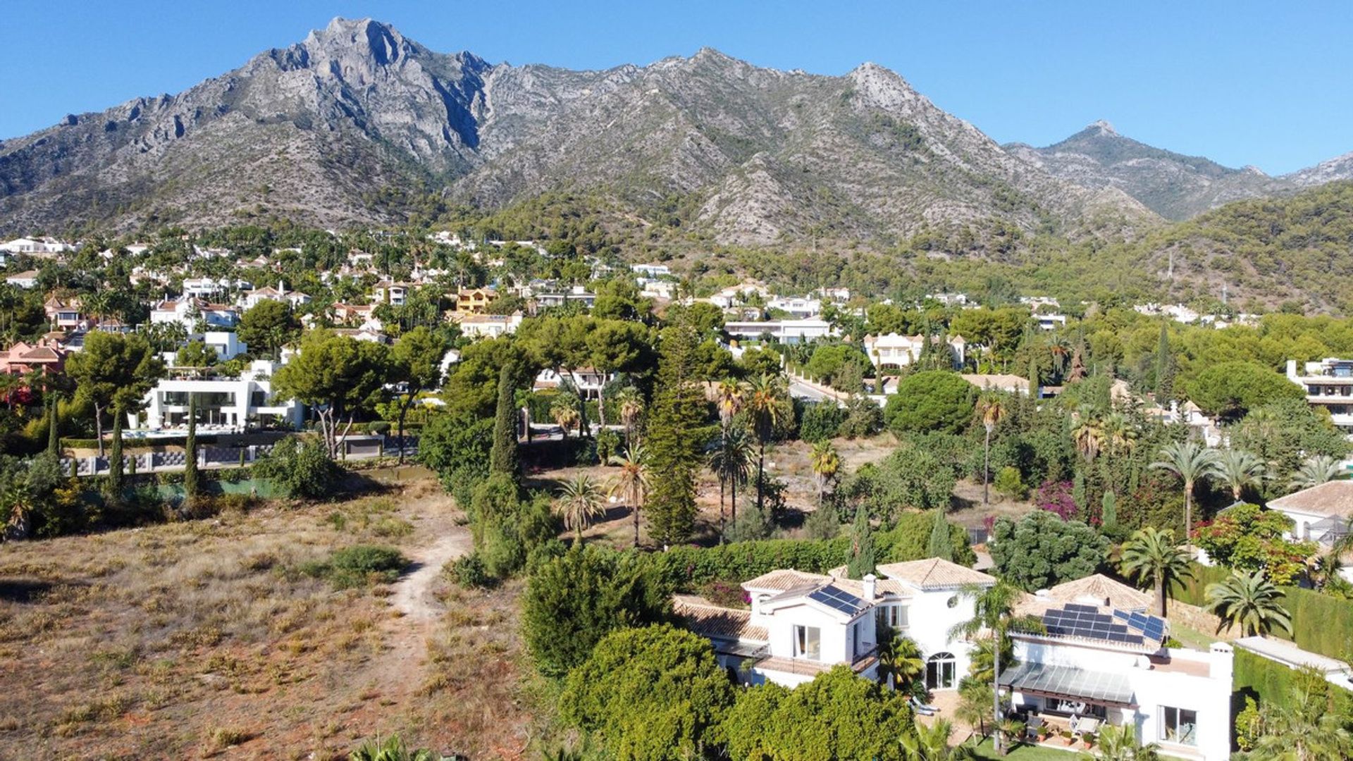 rumah dalam Marbella, Andalucía 12444670