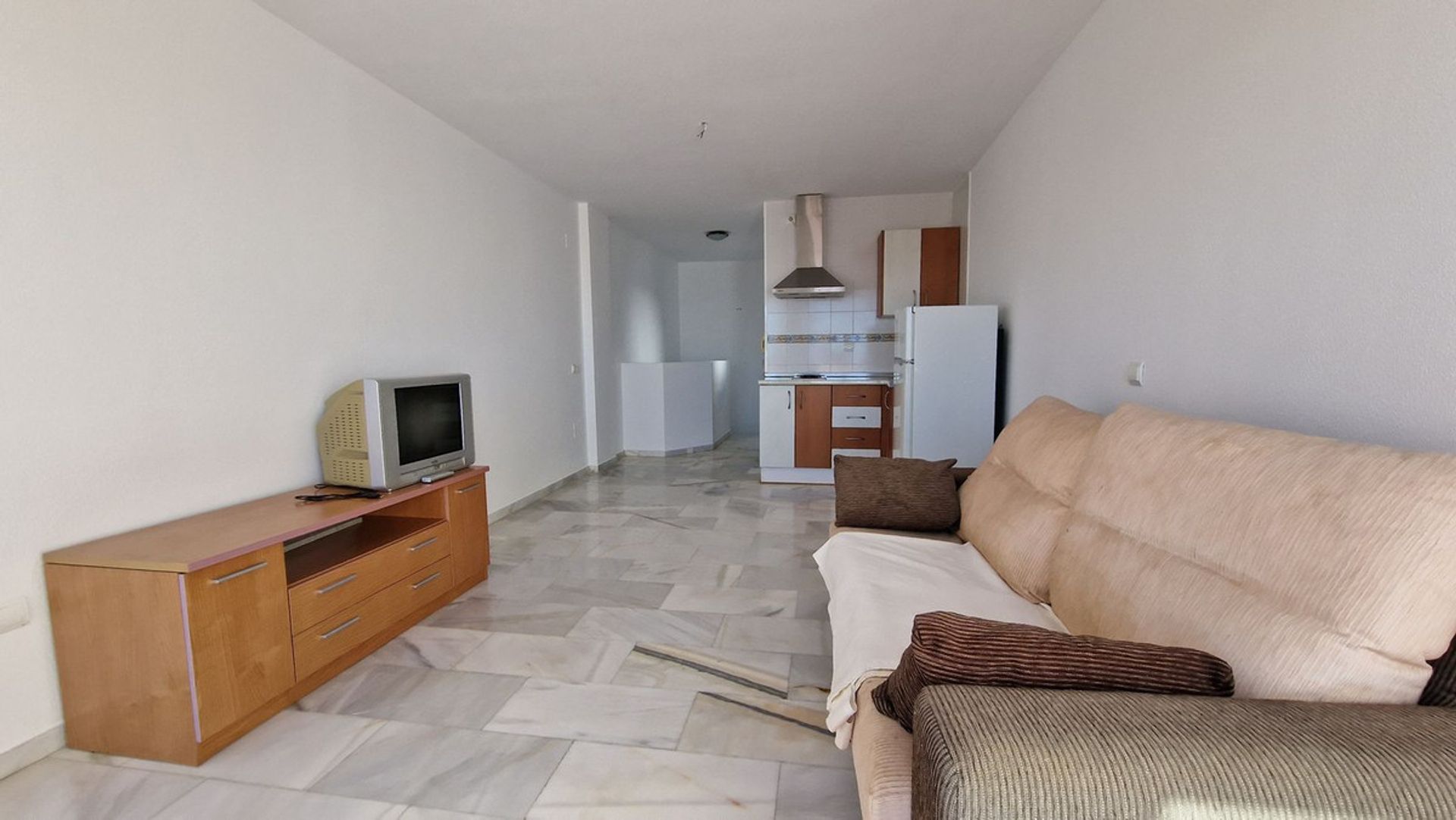 Condominium in Estepona, Andalusia 12445141