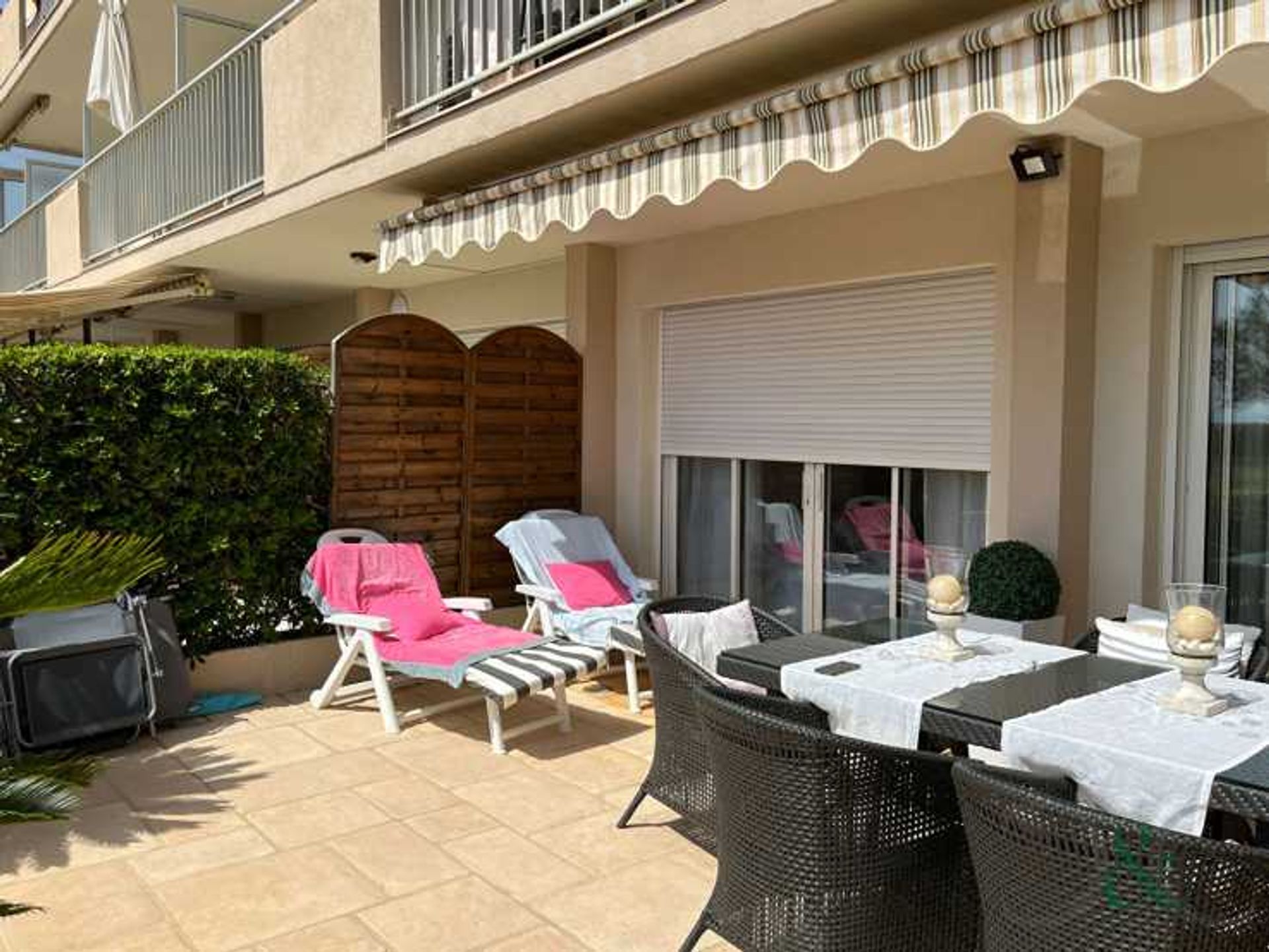 Condominium in Le Lavandou, Provence-Alpes-Côte d'Azur 12445267