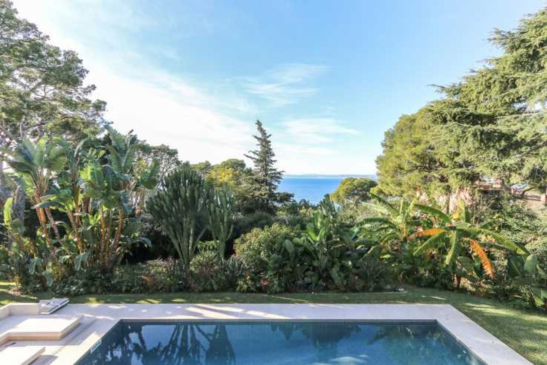 房子 在 Saint-Jean-Cap-Ferrat, Provence-Alpes-Cote d'Azur 12445277