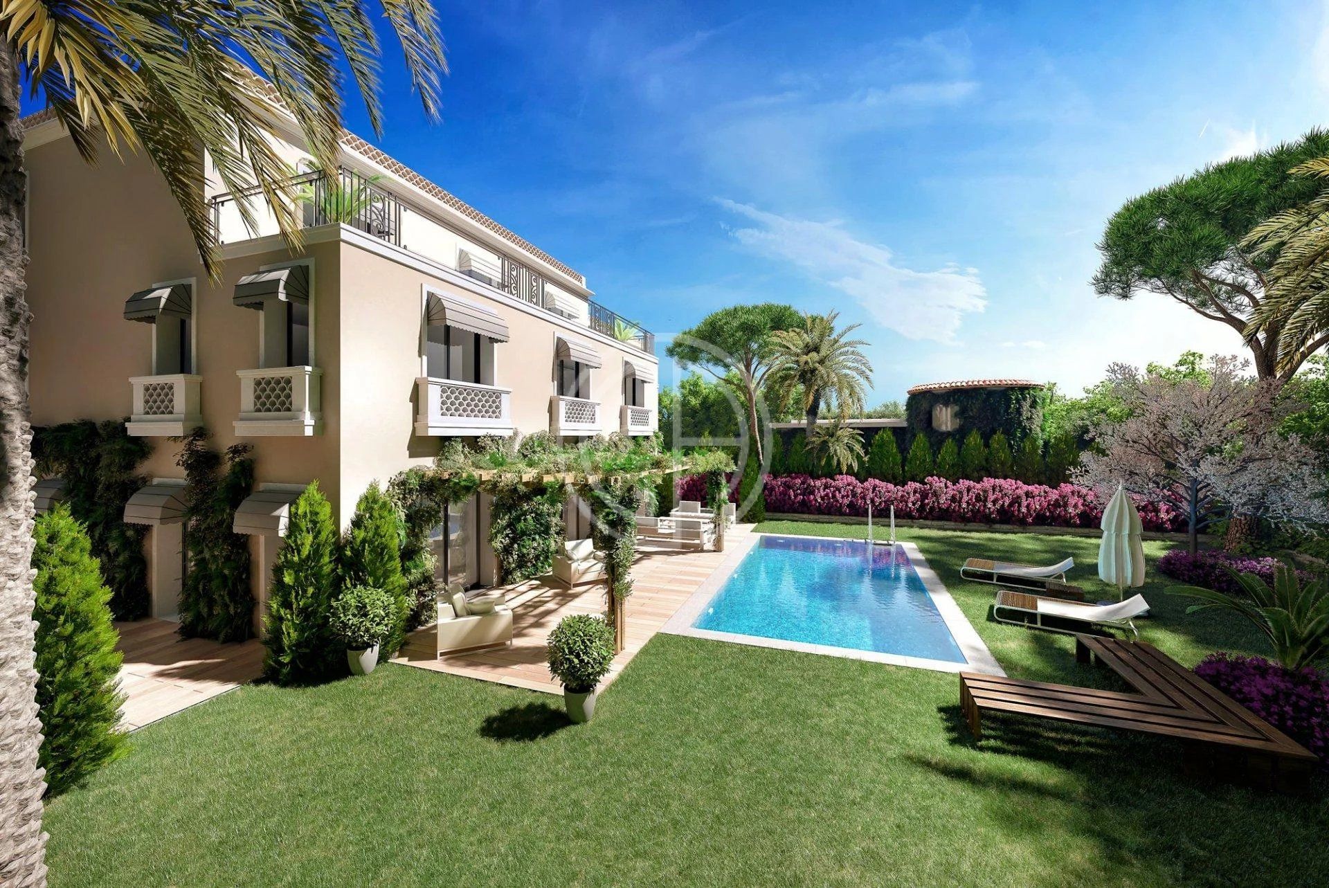 Condominium in Antibes, Provence-Alpes-Côte d'Azur 12445797