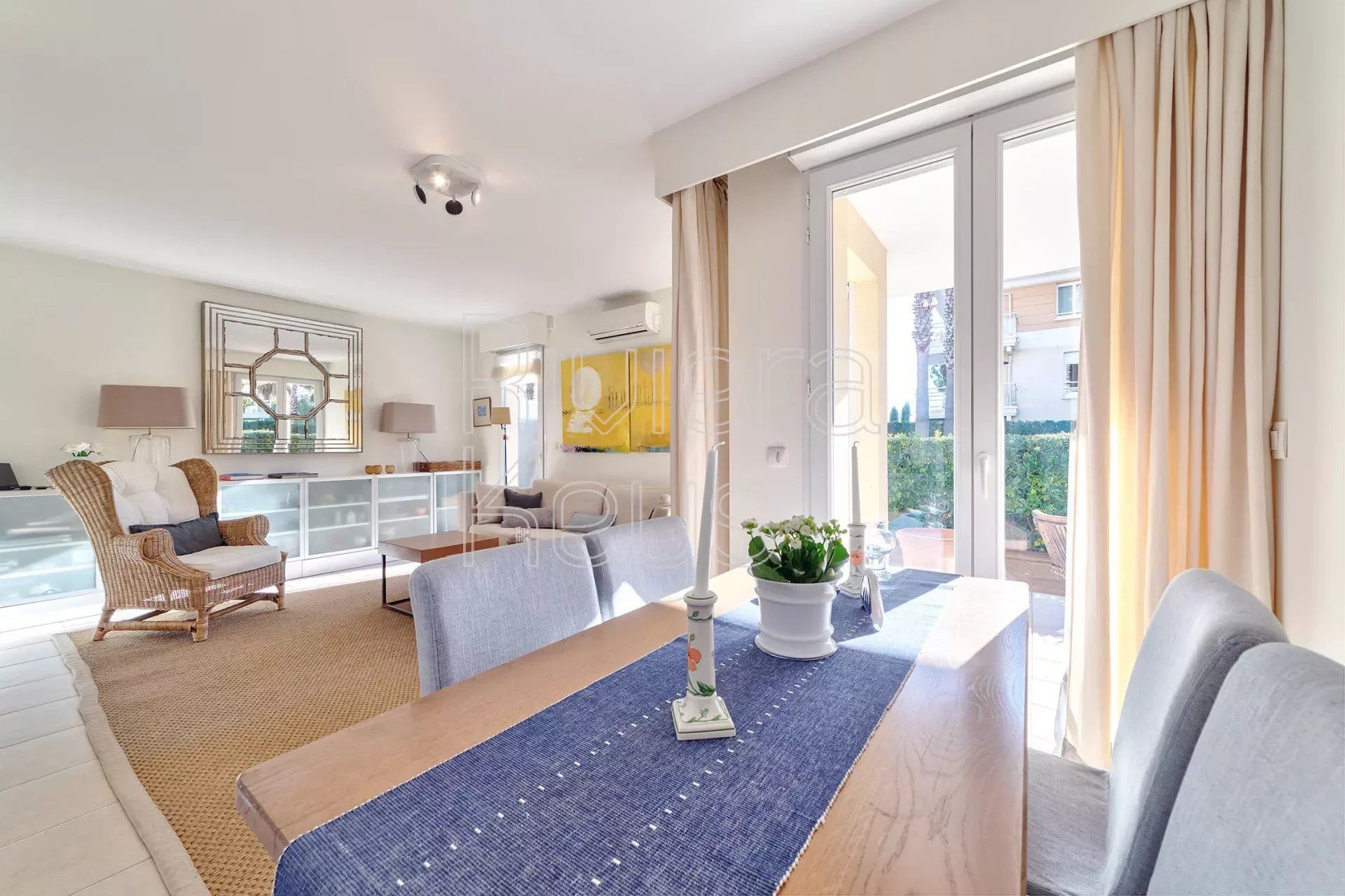 Condominio en Antibes, Provenza-Alpes-Costa Azul 12446265