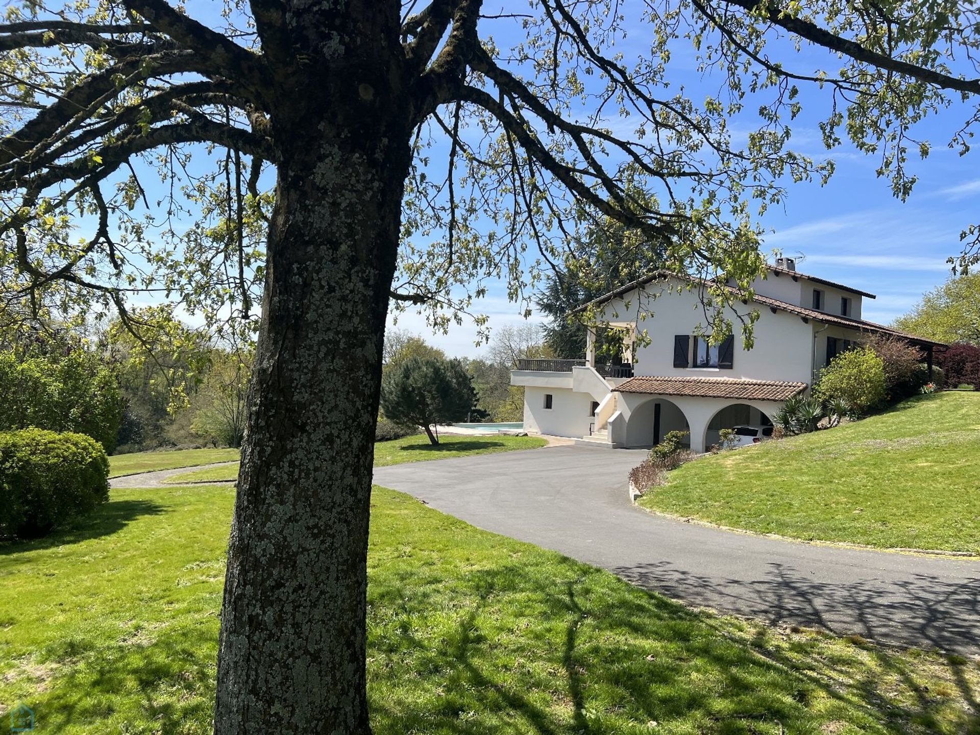 casa no Parthenay, Nova Aquitânia 12446726