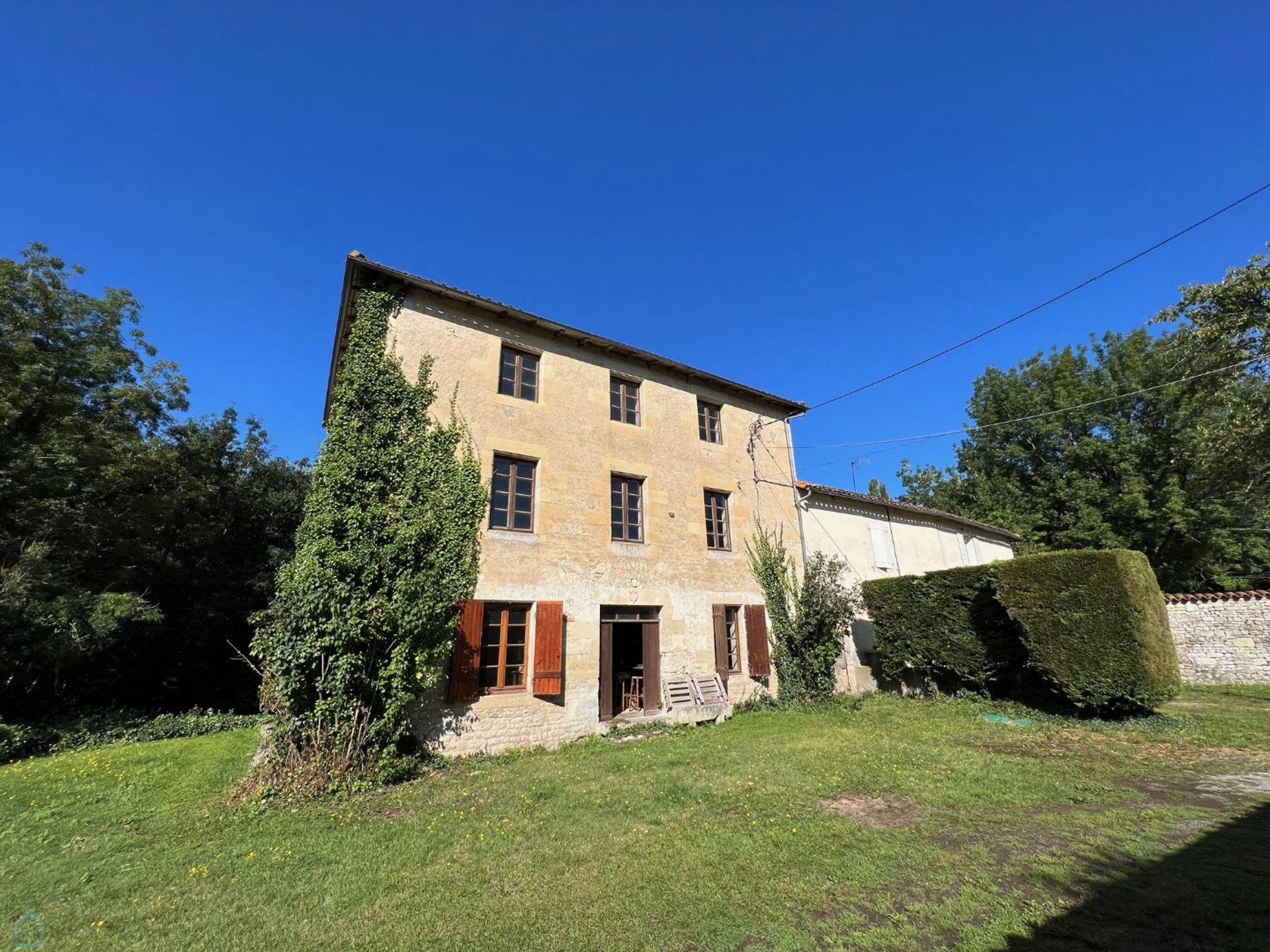 其他 在 Saint-Maixent-l'École, Nouvelle-Aquitaine 12446896