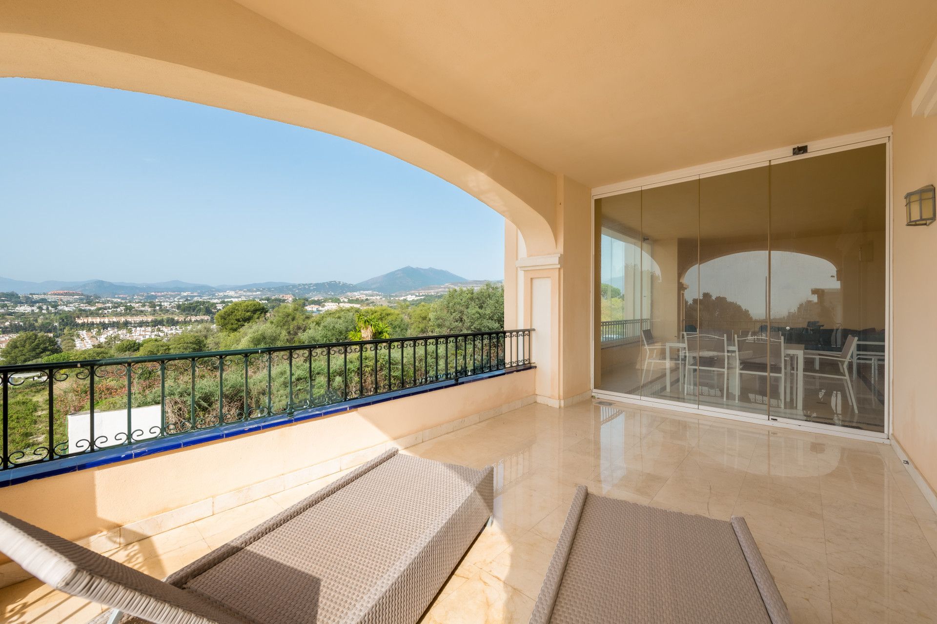 Condominium in Marbella, Andalucía 12447557