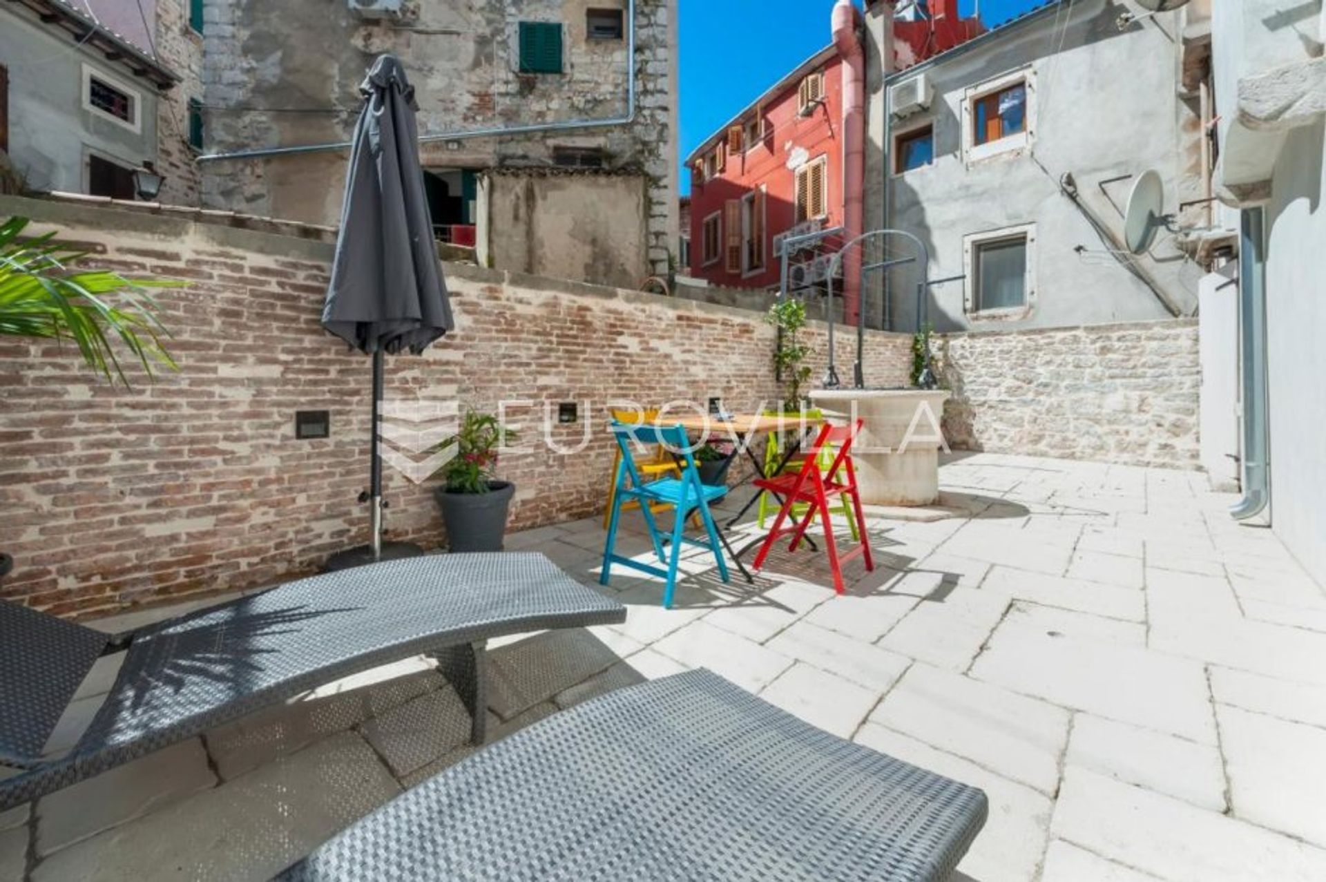 Condominio en Rovinj, Istarska županija 12447618