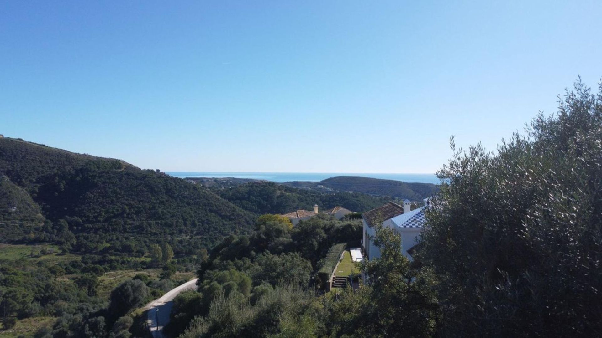 Land in Benahavís, Andalusia 12448725