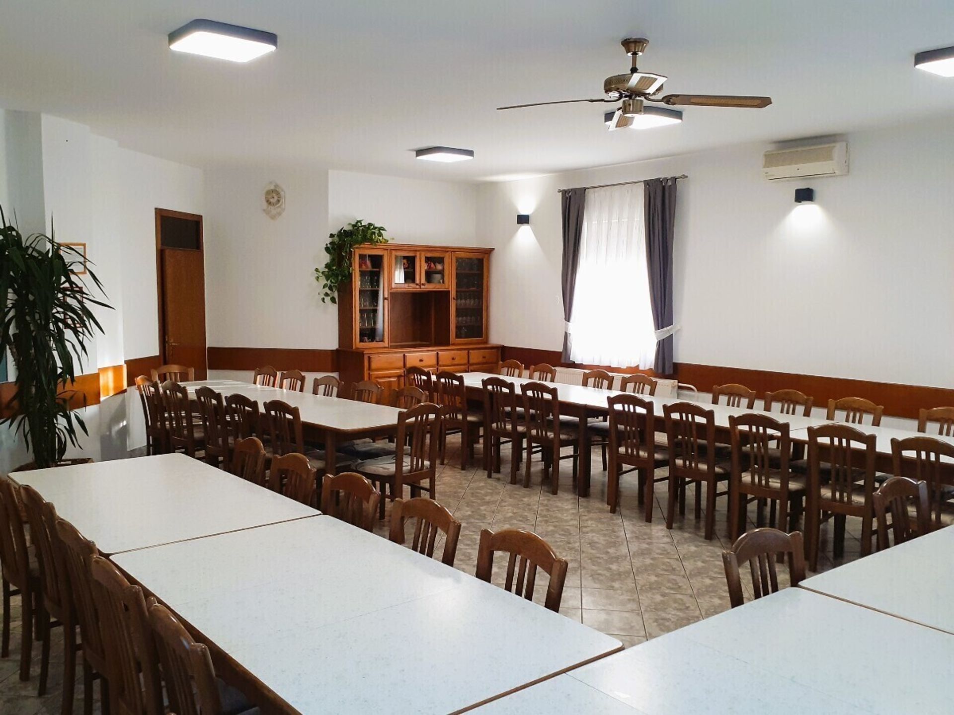 Commercial dans , Ptuj 12449820