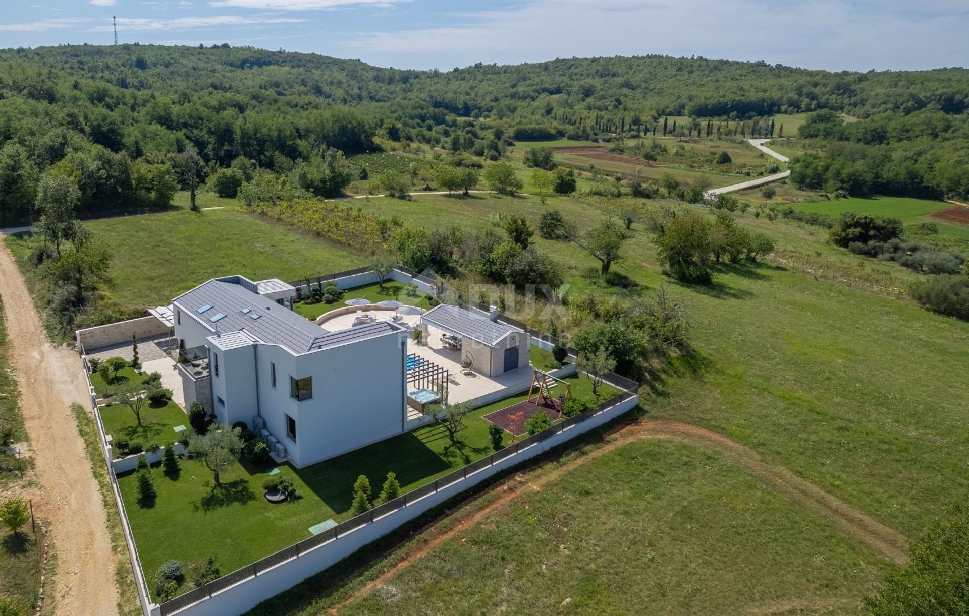 بيت في Motovun, Istria County 12449824