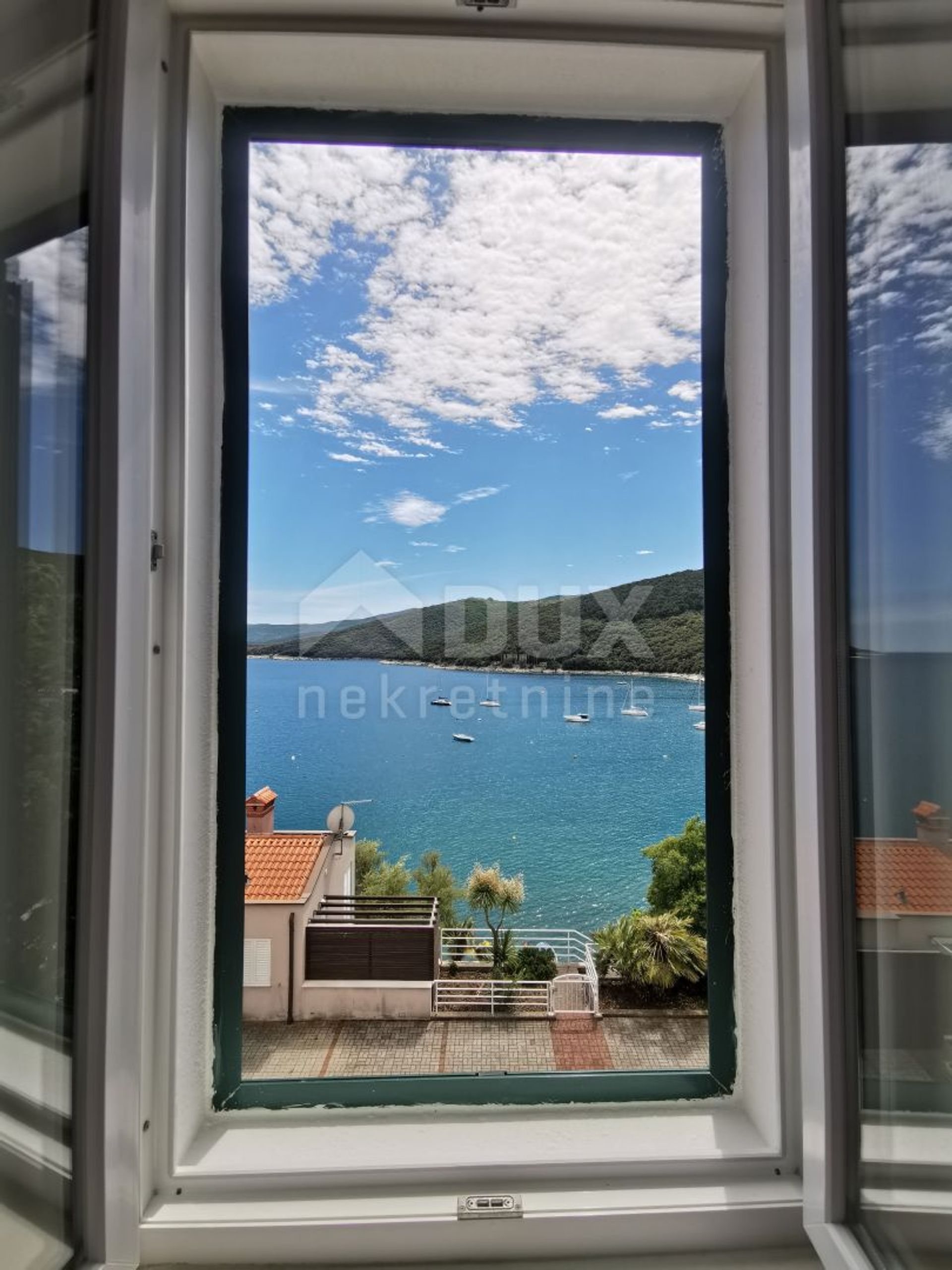 Condominium dans Rabac, Istria County 12449827