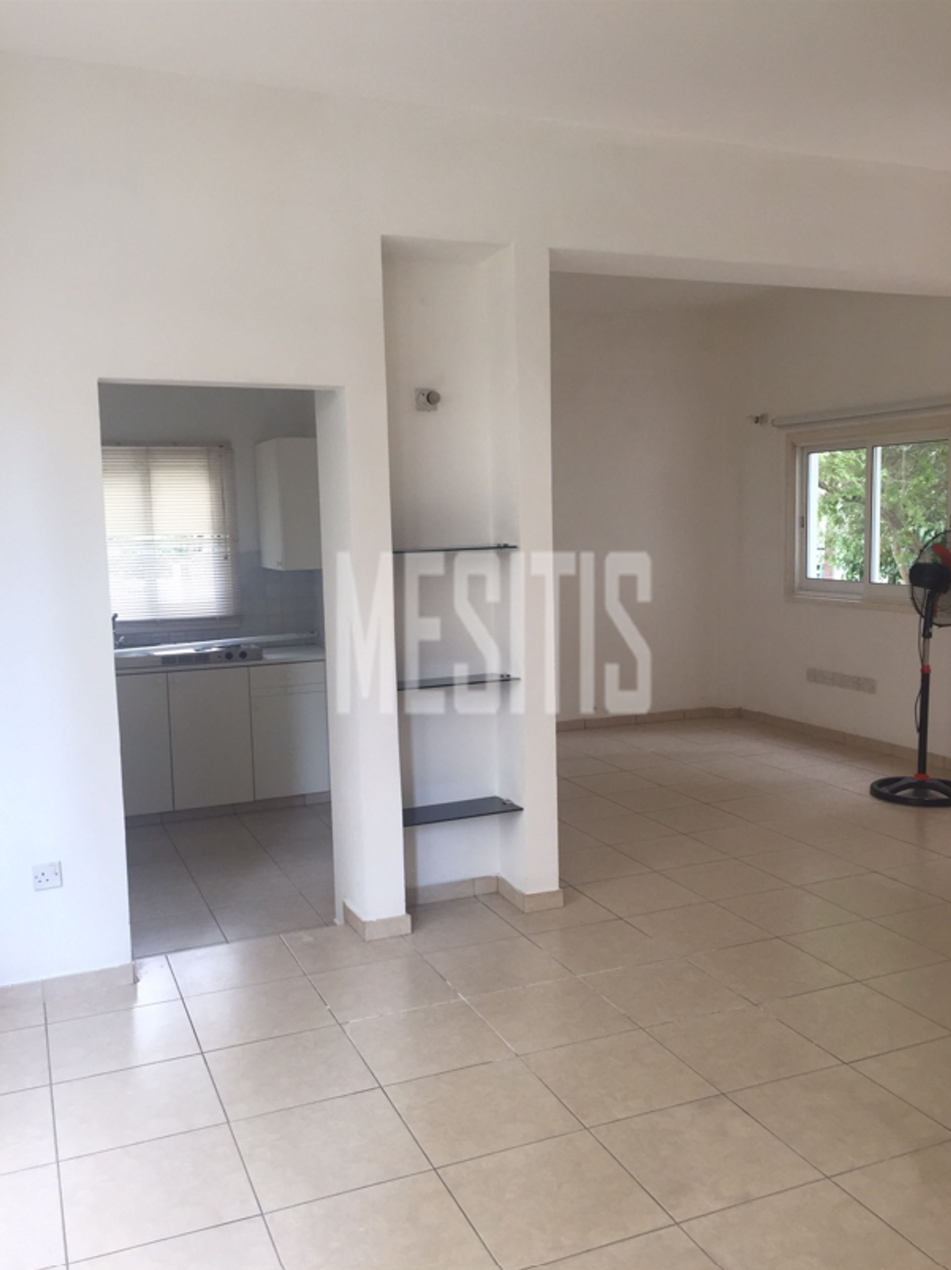 Pejabat dalam Nicosia, Lefkosia 12450114