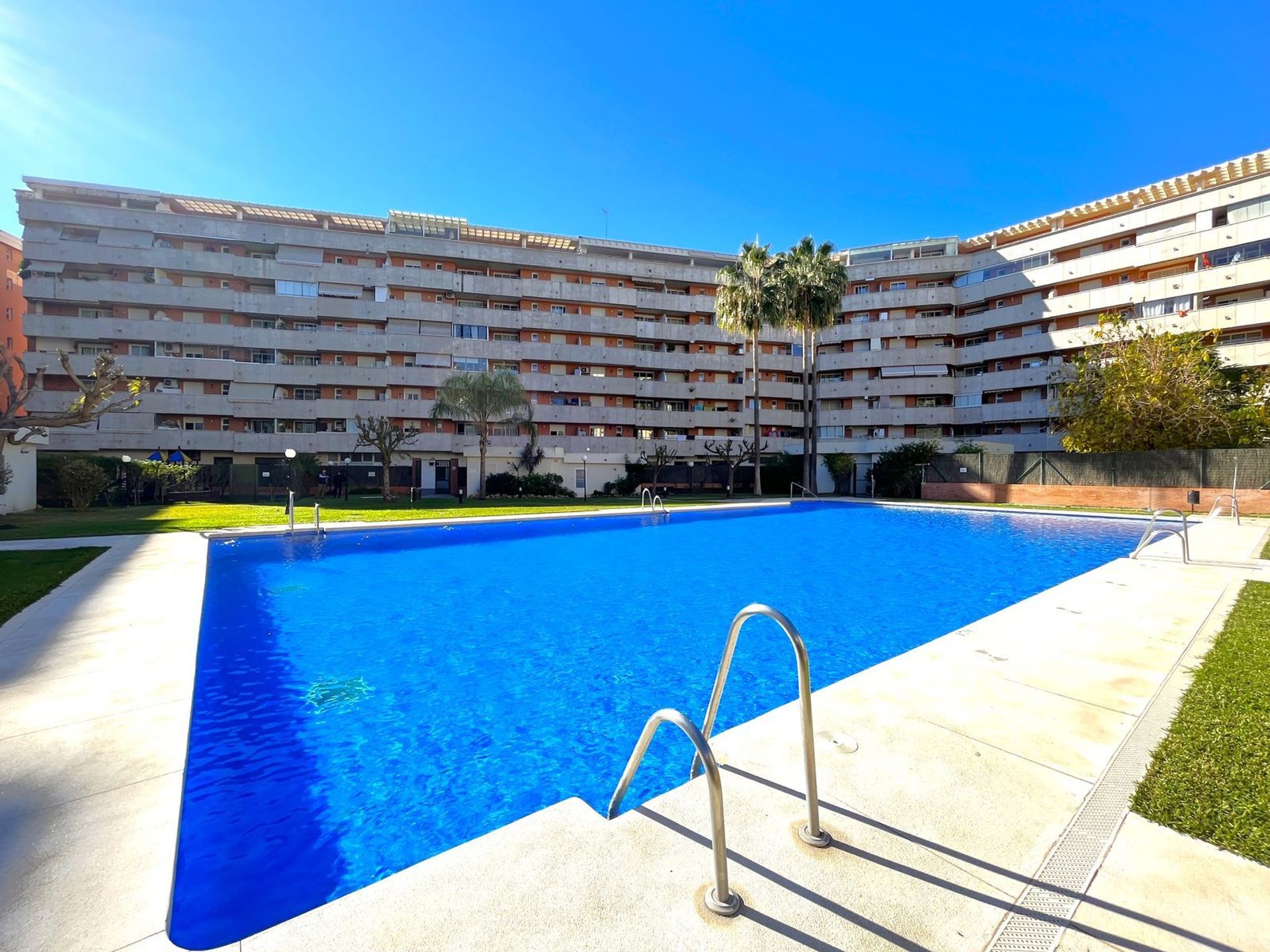 Kondominium w Estepona, Andaluzja 12450786