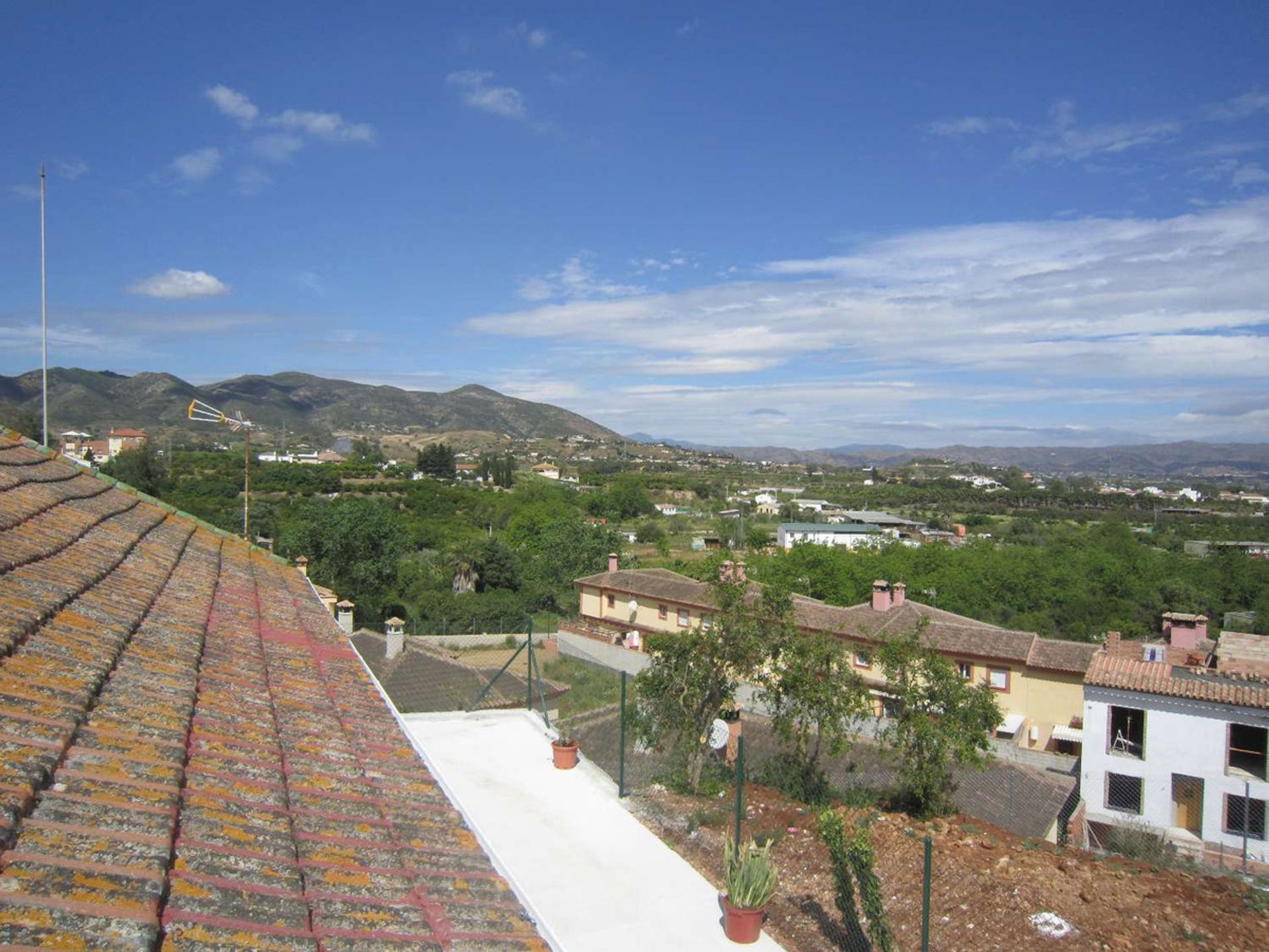 rumah dalam Alhaurín de la Torre, Andalusia 12450926