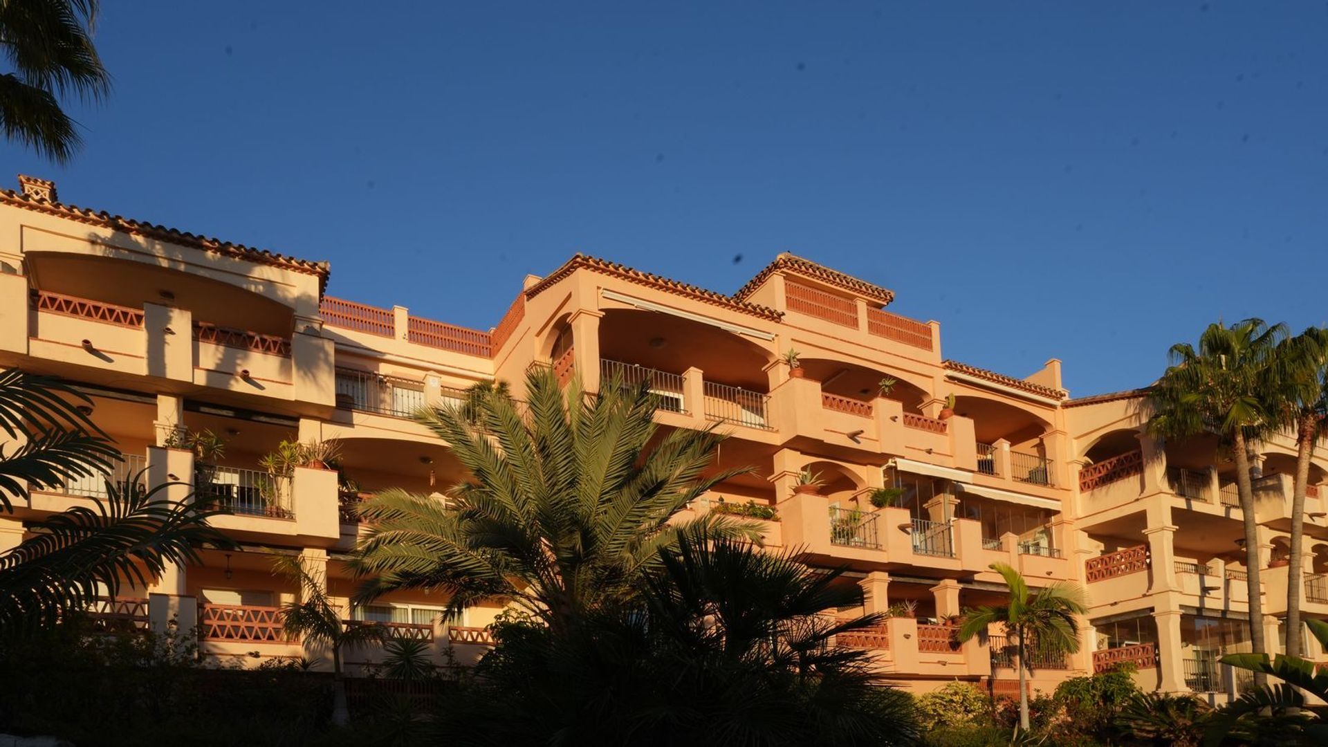 Condominio en Benalmádena, Andalucía 12451200