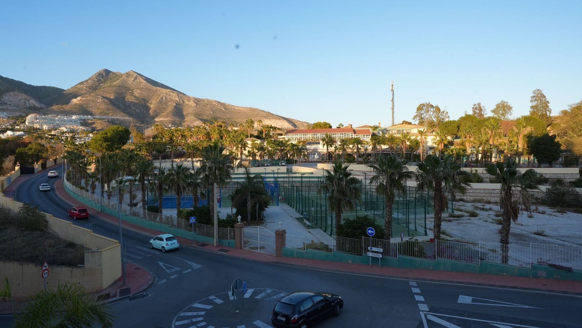 Condominium in Benalmádena, Andalucía 12451200