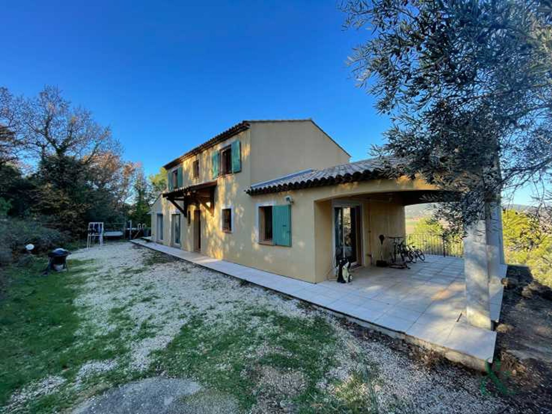 casa en Néoules, Provence-Alpes-Côte d'Azur 12451705