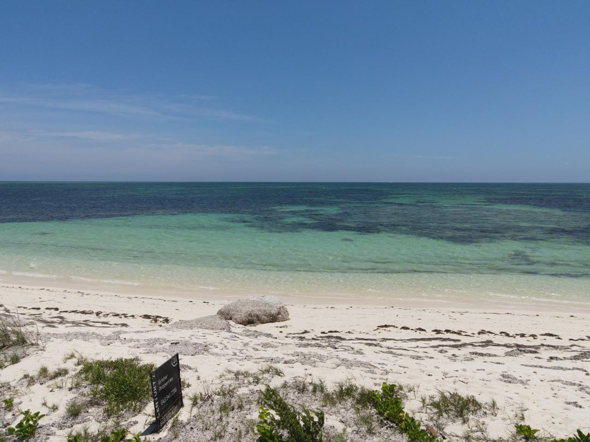 Wylądować w , Caicos Islands 12451942