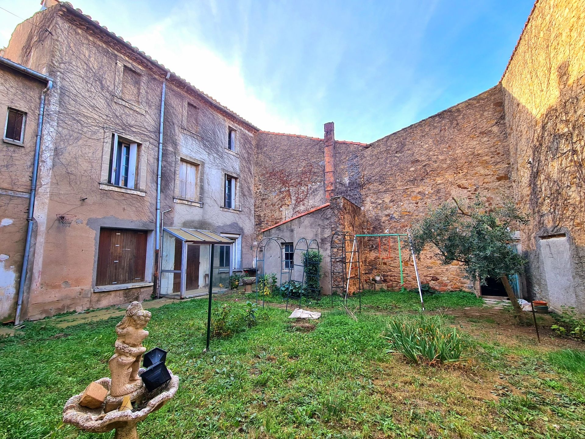 Haus im Narbonne, Occitanie 12452017