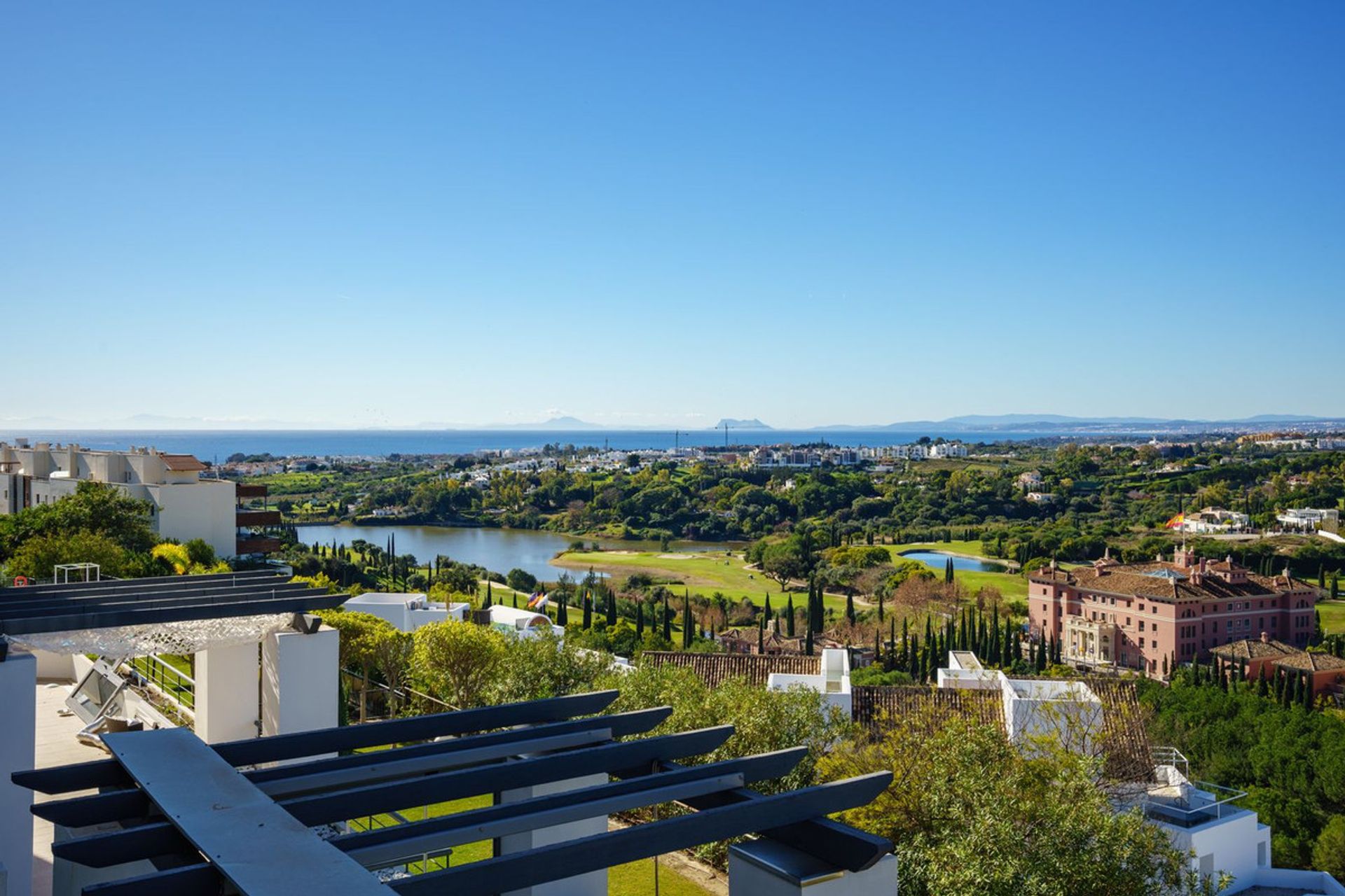 Eigentumswohnung im Benahavis, Andalusien 12453246