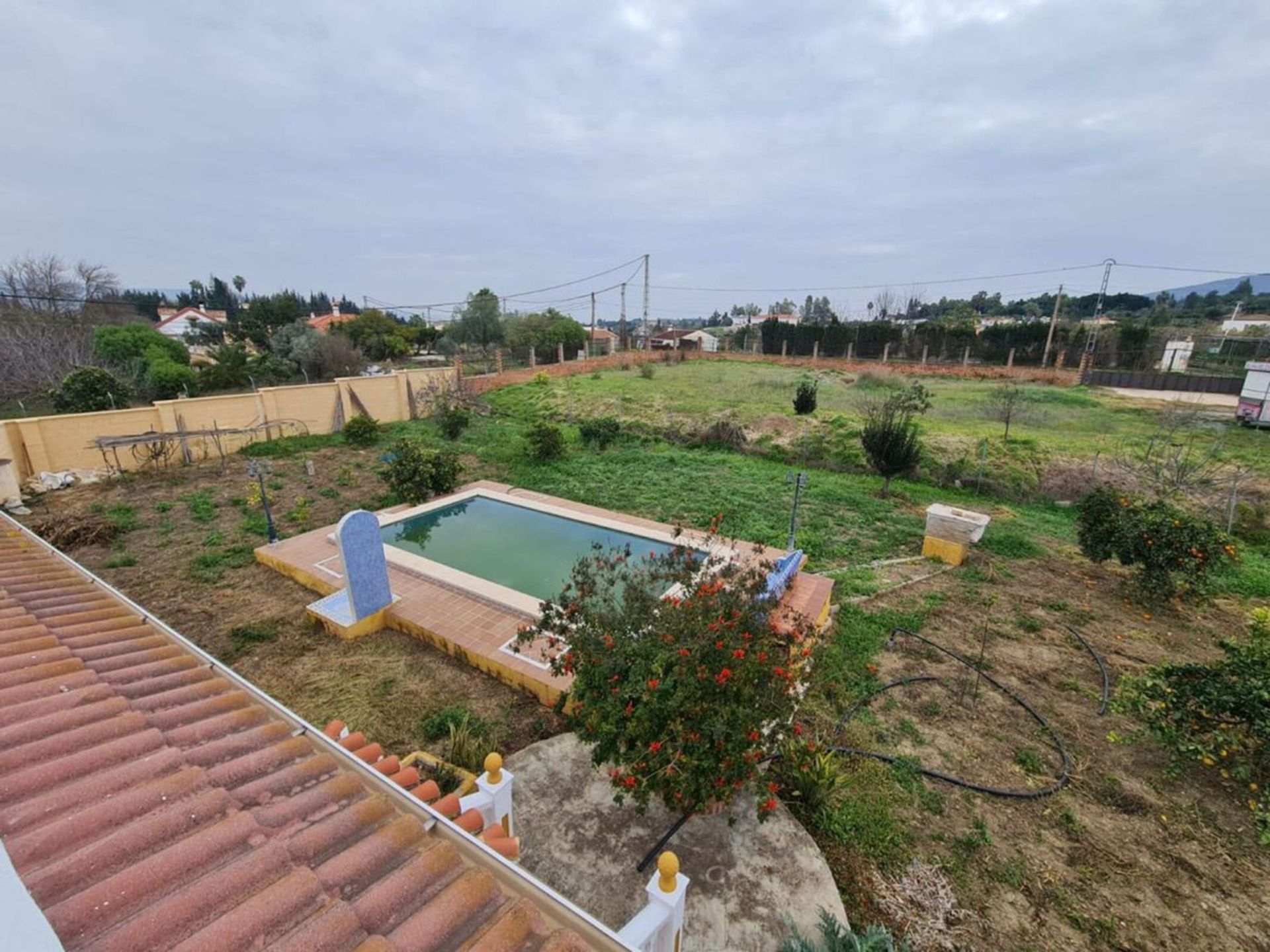 Huis in Alhaurín de la Torre, Andalusia 12453341