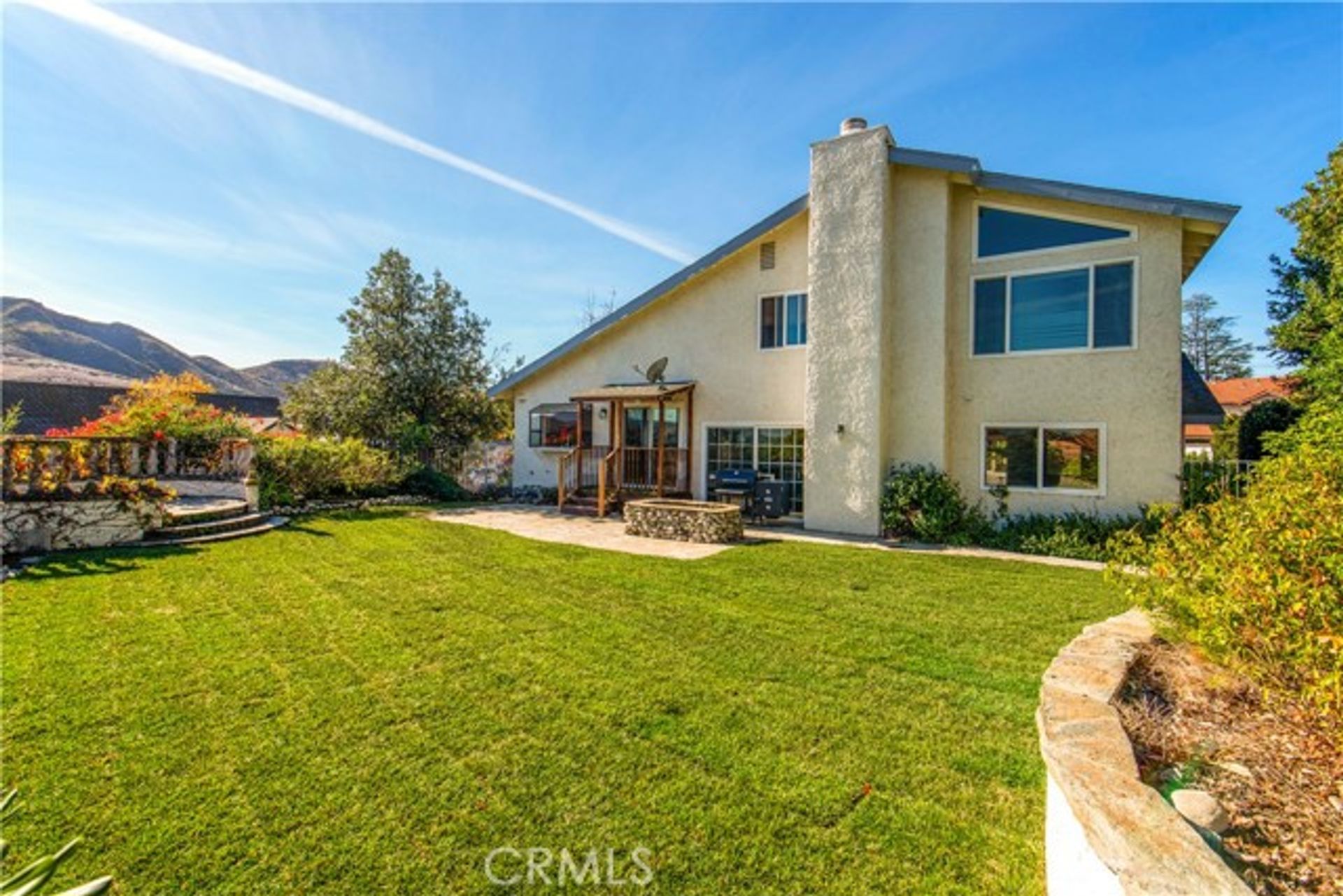 casa no Agoura Hills, California 12453891