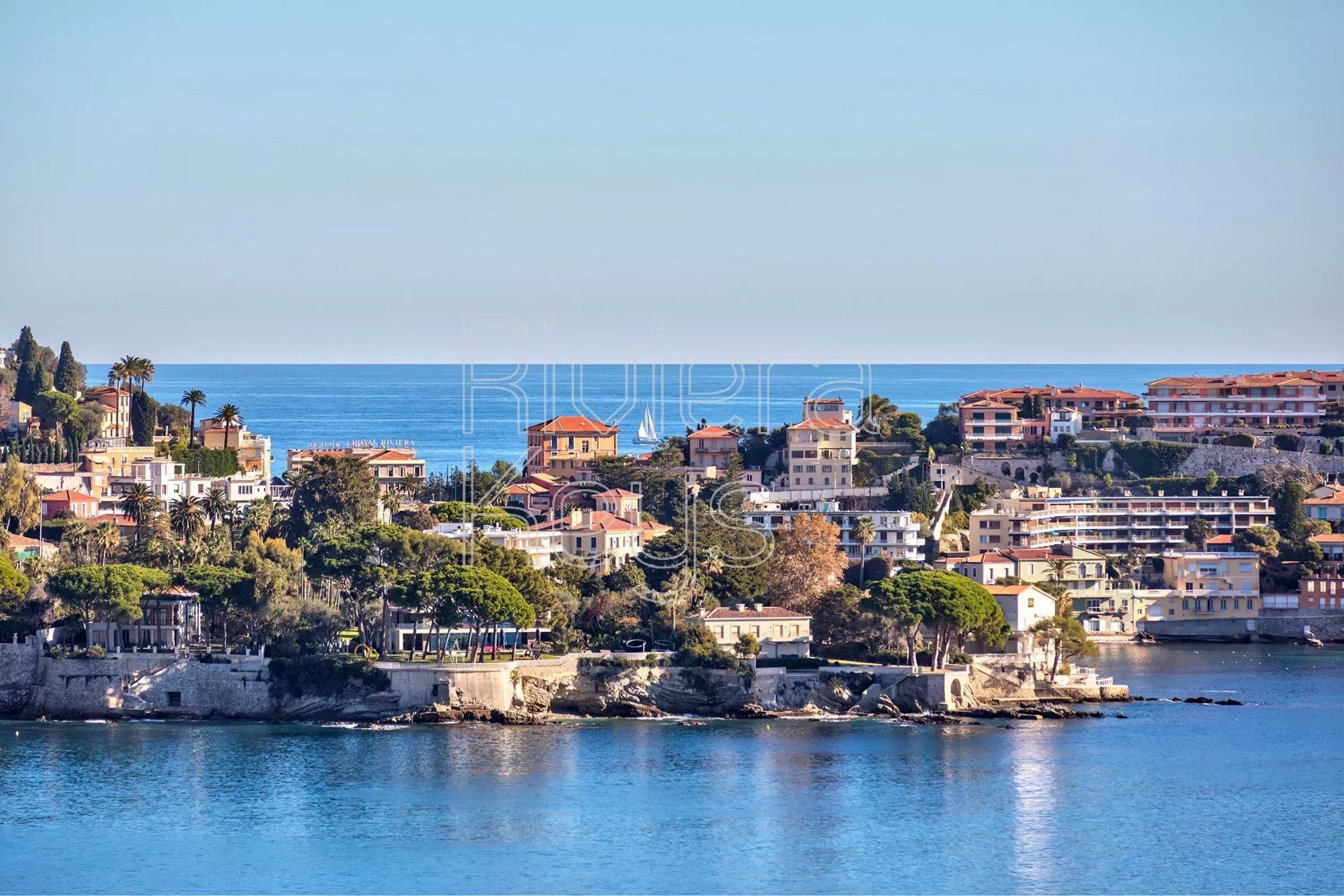 Osakehuoneisto sisään Villefranche-sur-Mer, Alpes-Maritimes 12453952