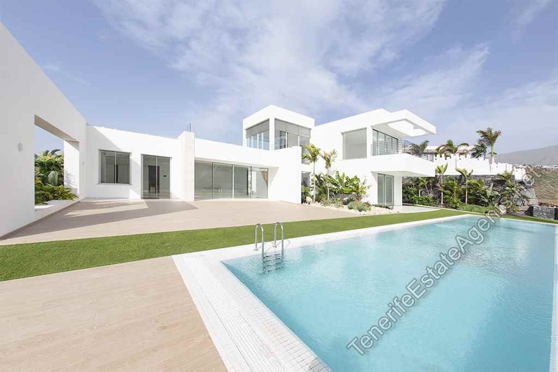 Hus i El Guincho, Canary Islands 12454220