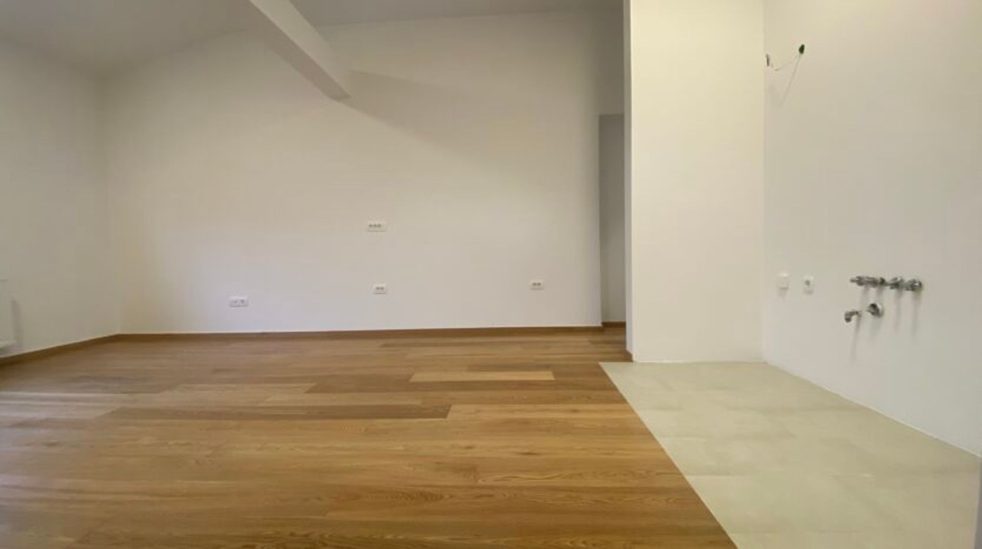 Condominium in Zagreb, Zagreb, Grad 12454338