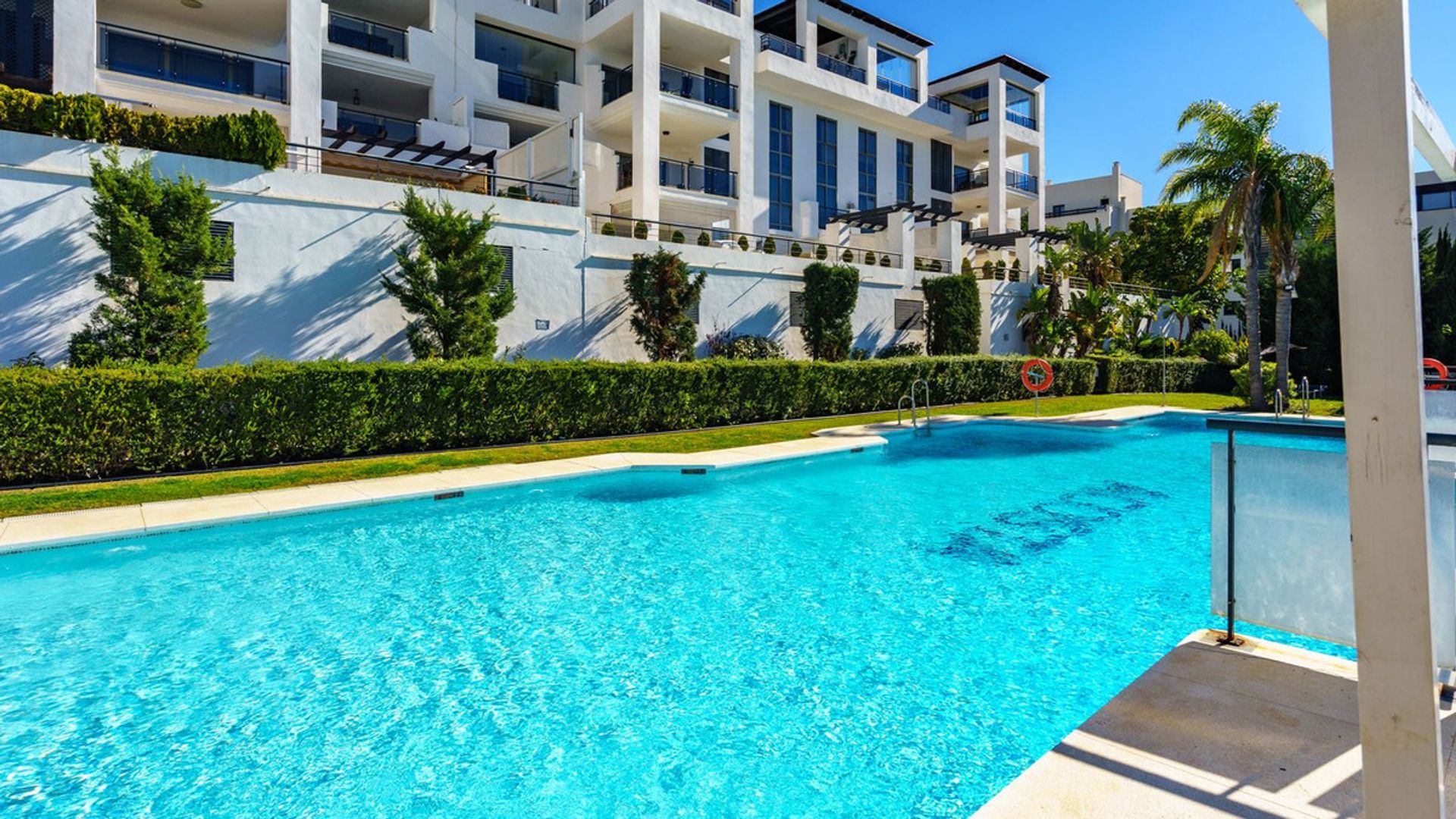 Condominium dans Benahavís, Andalousie 12454677